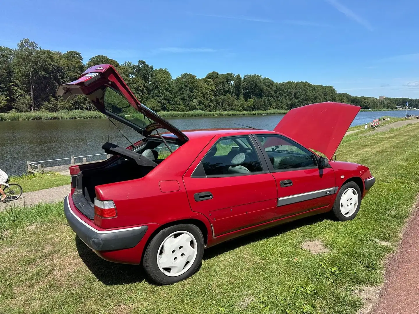 Citroen Xantia Xantia 1.8i Red - 2