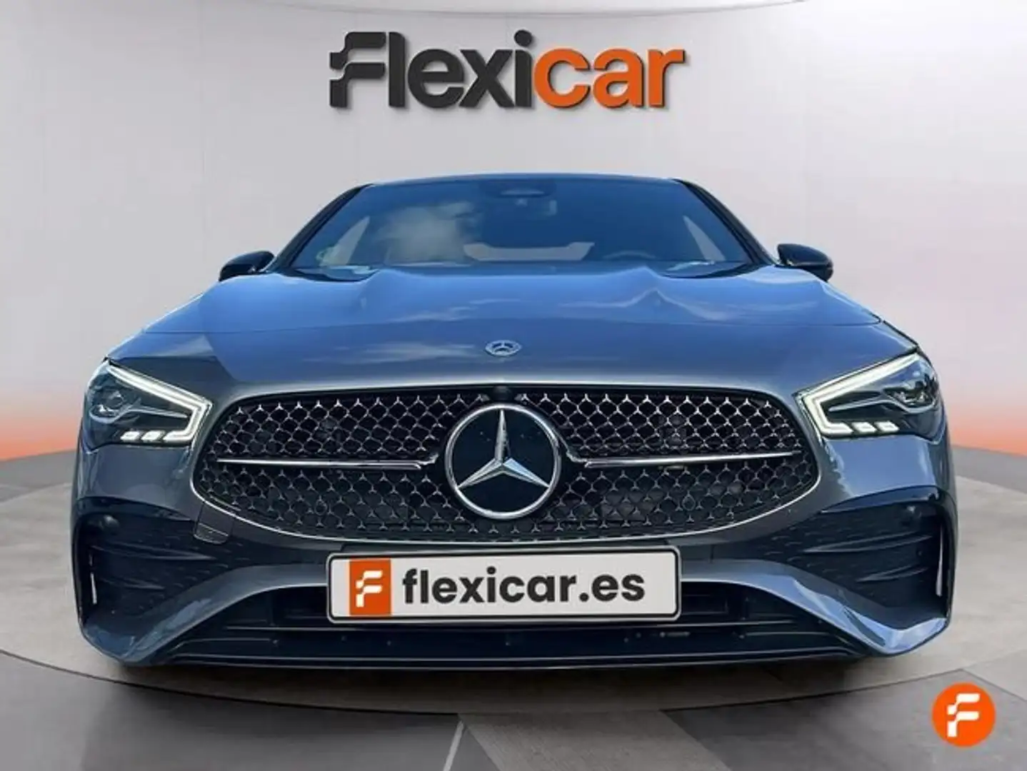 Mercedes-Benz CLA 200 Grijs - 2