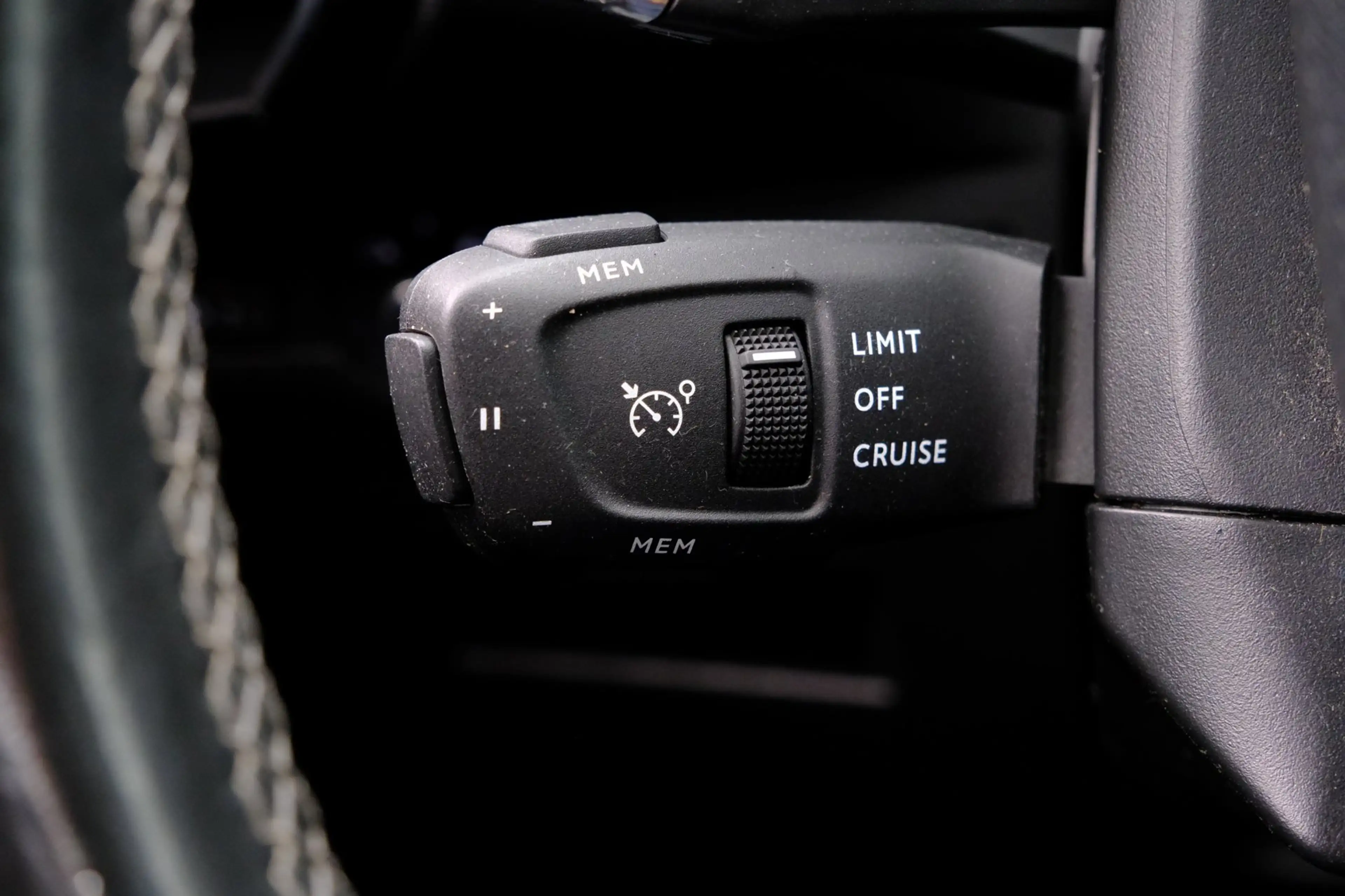 DS Automobiles DS 7 Crossback 1.6 PureTech Be Chic — photo 18