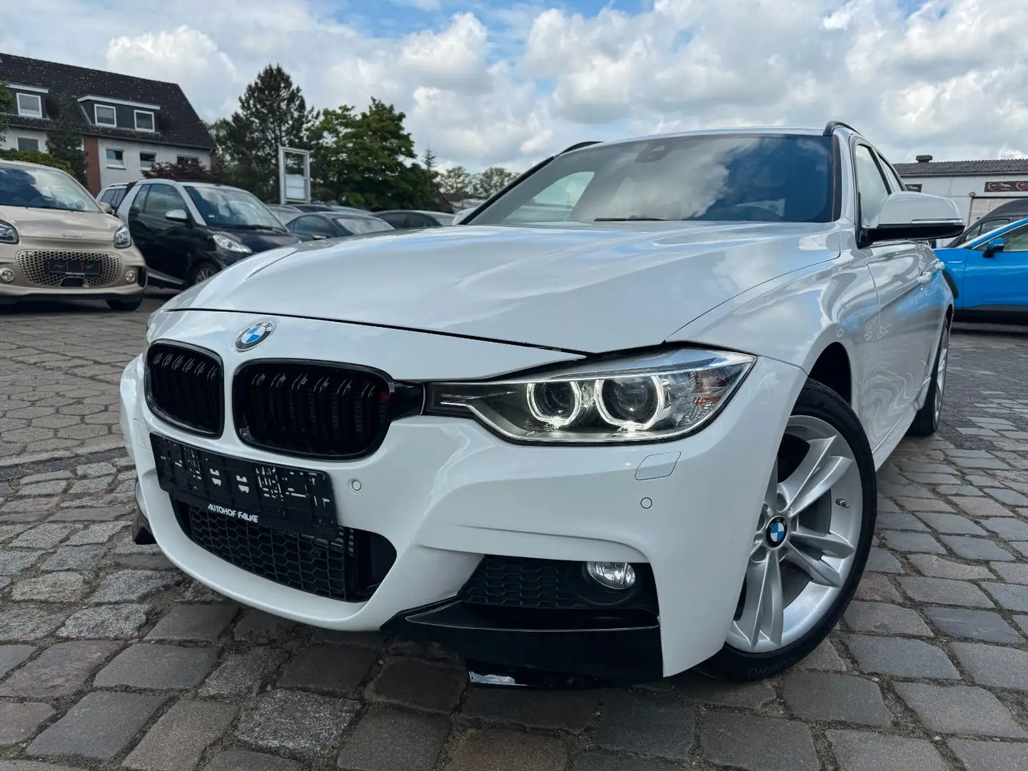 BMW 320 d xDrive M Sportpaket *Alcantara *Xenon*Navi Blanc - 1