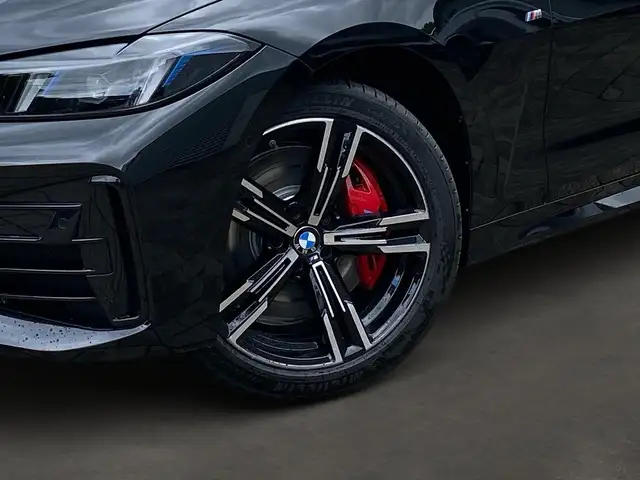 BMW 4 Series view 6