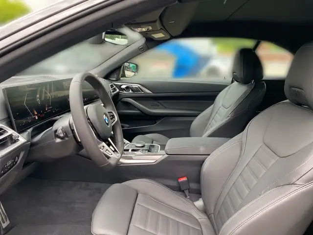BMW 4 Series view 7
