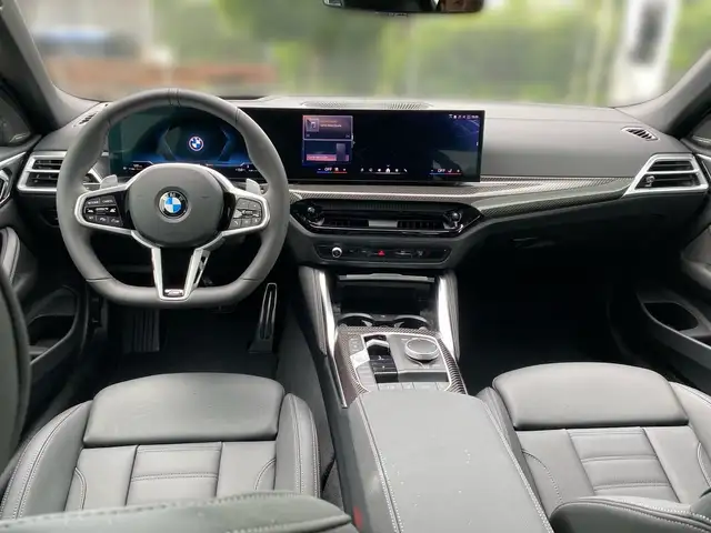 BMW 4 Series view 10