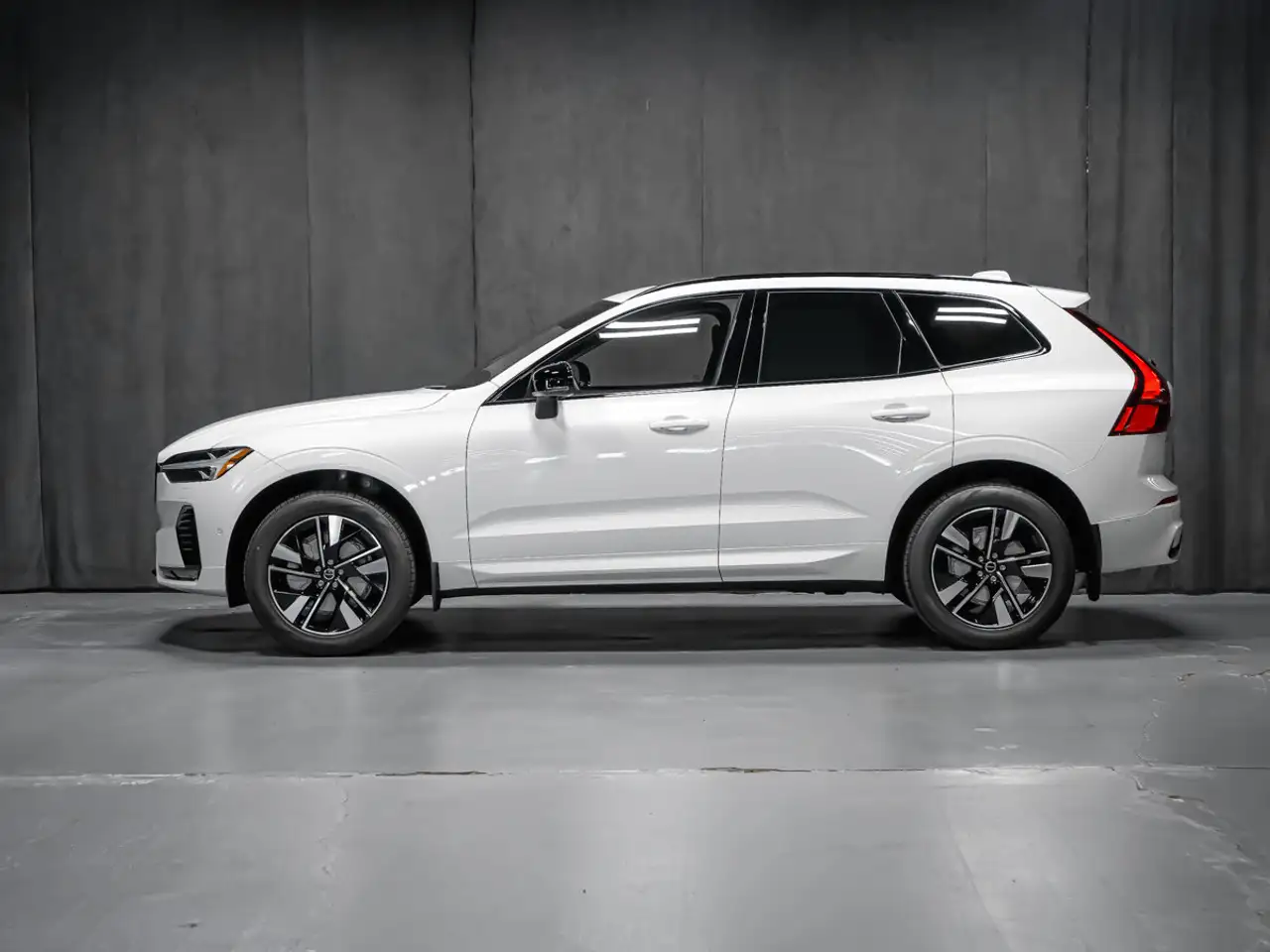 Volvo XC60 снимка Volvo XC60