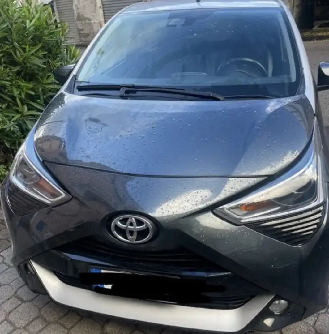 Toyota Aygo 5p 1.0 x-clusiv 72cv - 1