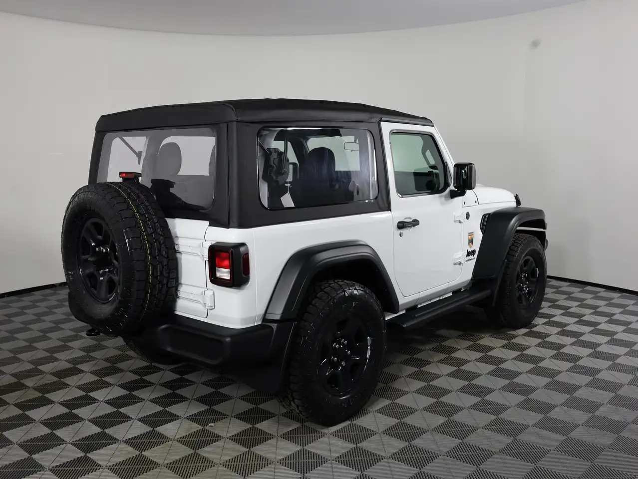 Jeep Wrangler снимка Jeep Wrangler