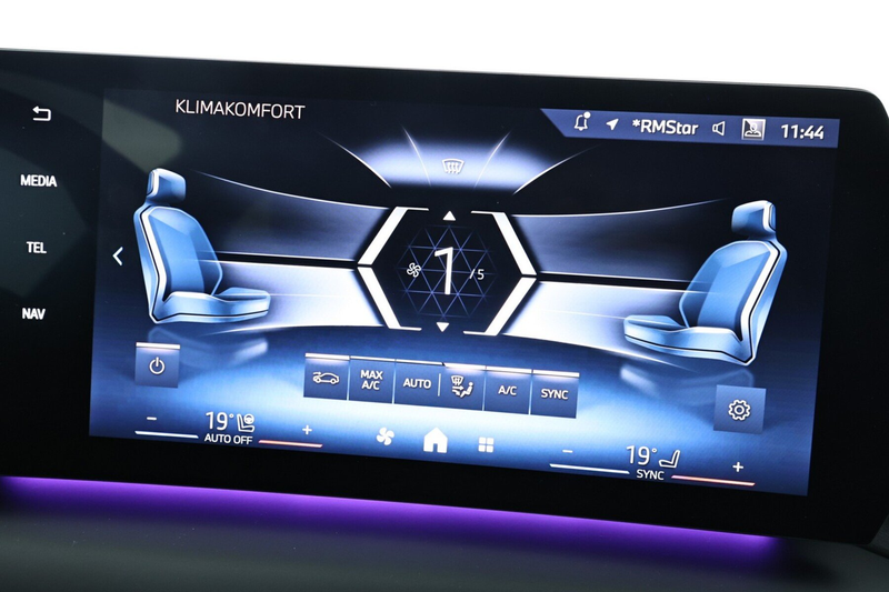 BMW 118 d M Sport|ACC|ad.LED|SHZG|ParkAss+Kamera|NAV ACC L — photo 12