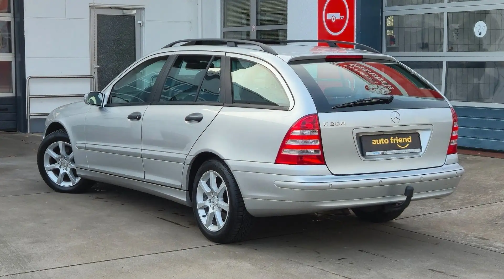 Mercedes-Benz C 200 T Automatik/PDC/SHZ/AHK/GSD/TEMPO/TÜV NEU Silber - 2