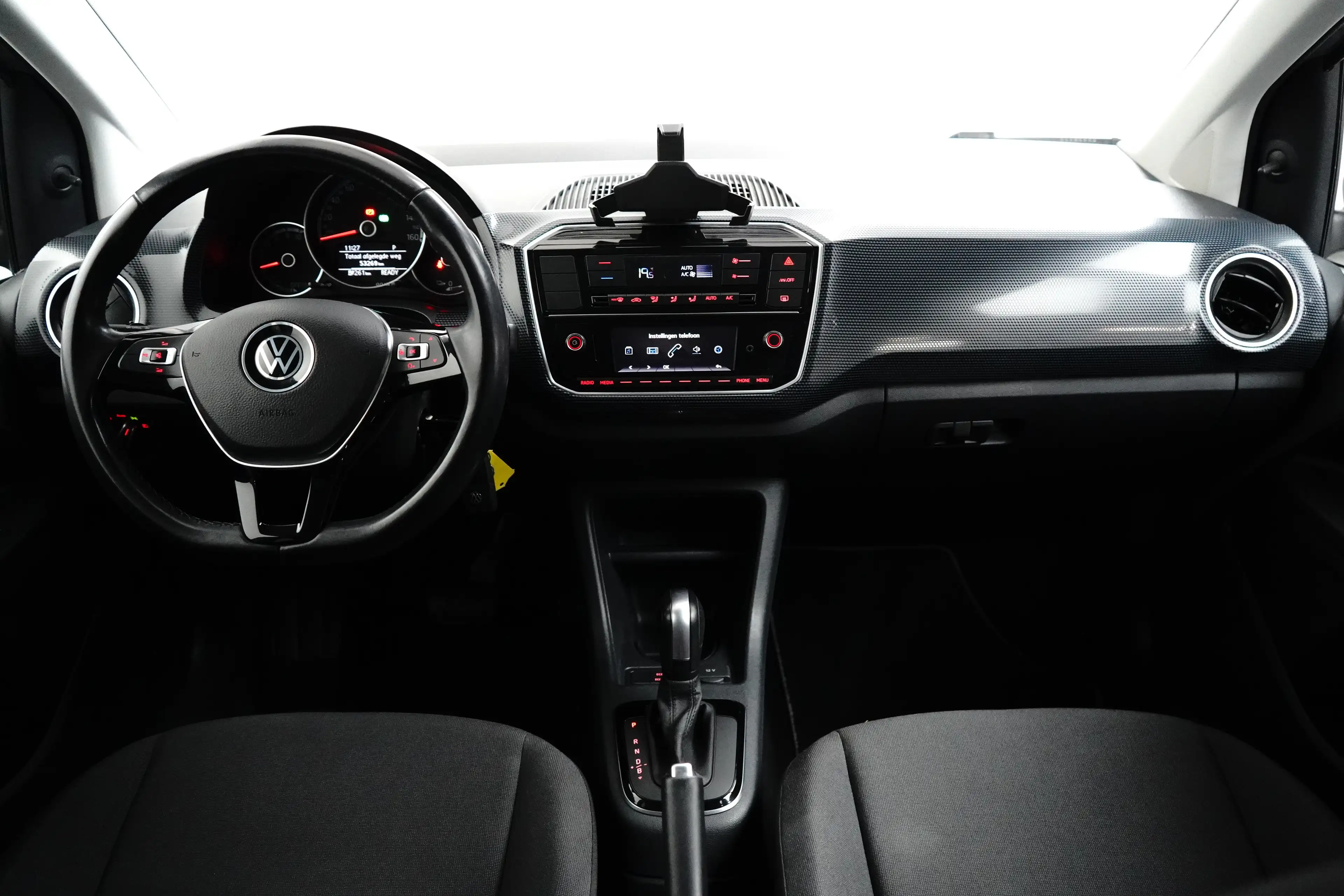 Volkswagen e-up! Style | CLIMATE + CRUISE CONTROL | CAMERA | CCS | — photo 9