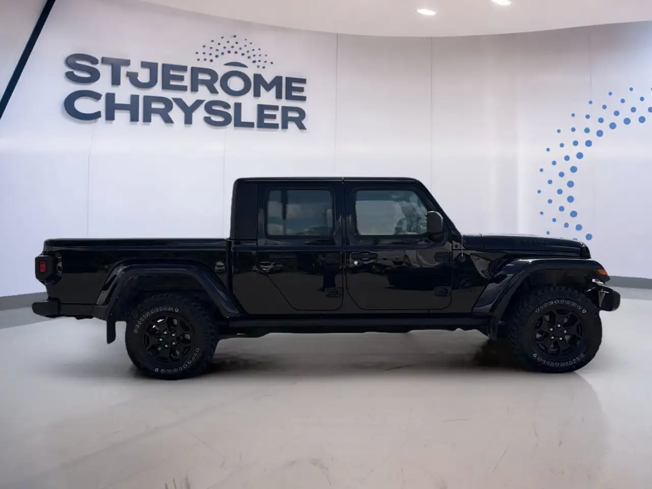Jeep Gladiator photo Jeep Gladiator