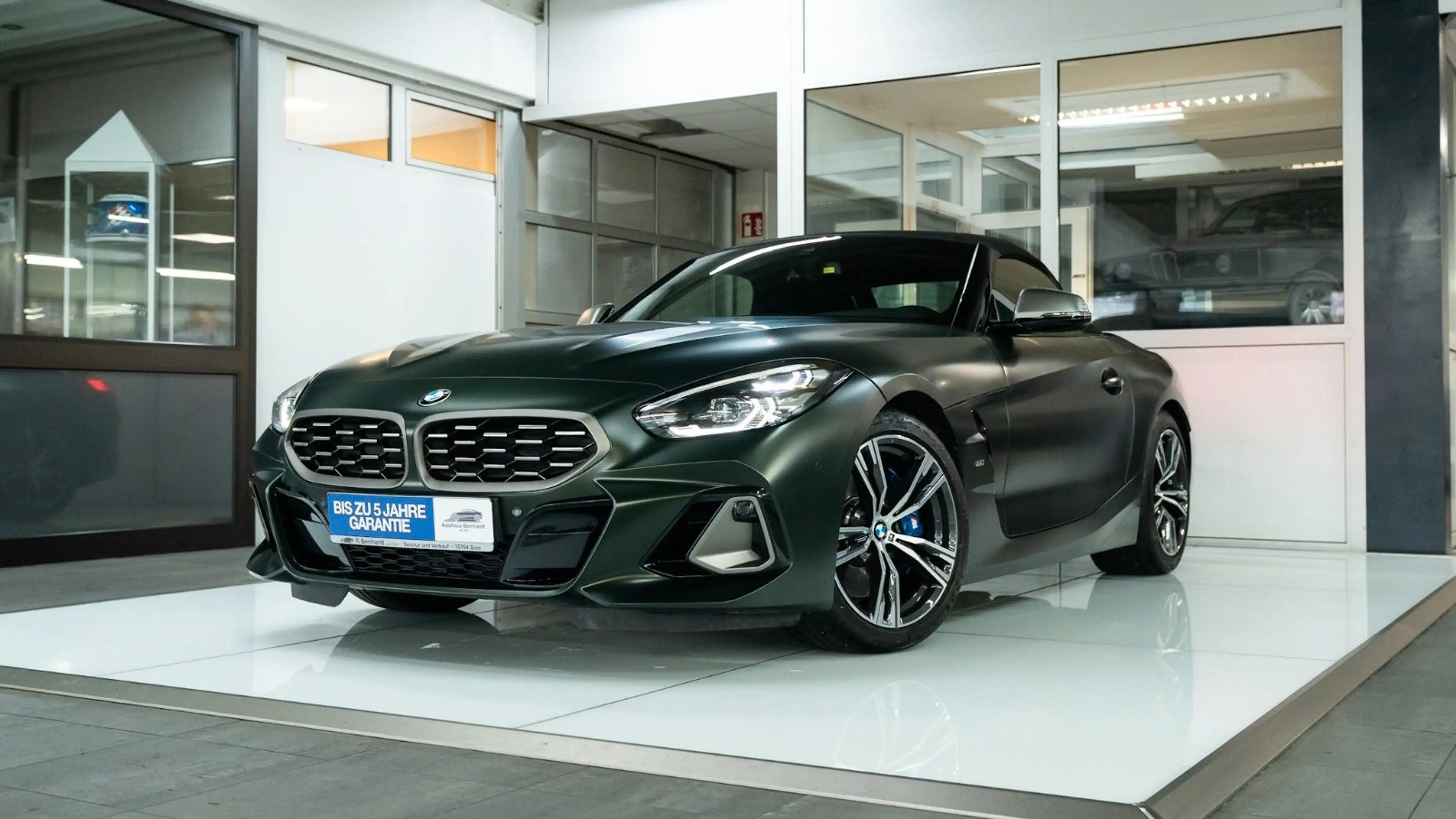 BMW Z4 M40i IndivFrznGreen RFK HiFi LCPro AdapFW uvm — photo 2