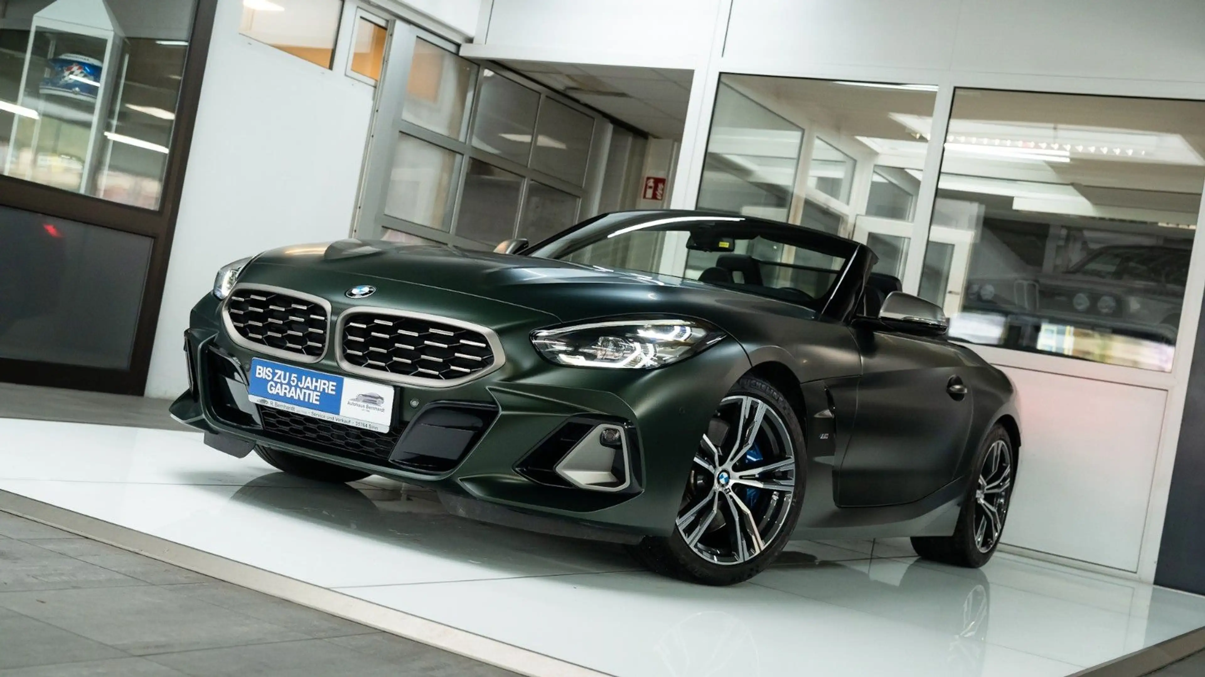 BMW Z4 M40i IndivFrznGreen RFK HiFi LCPro AdapFW uvm