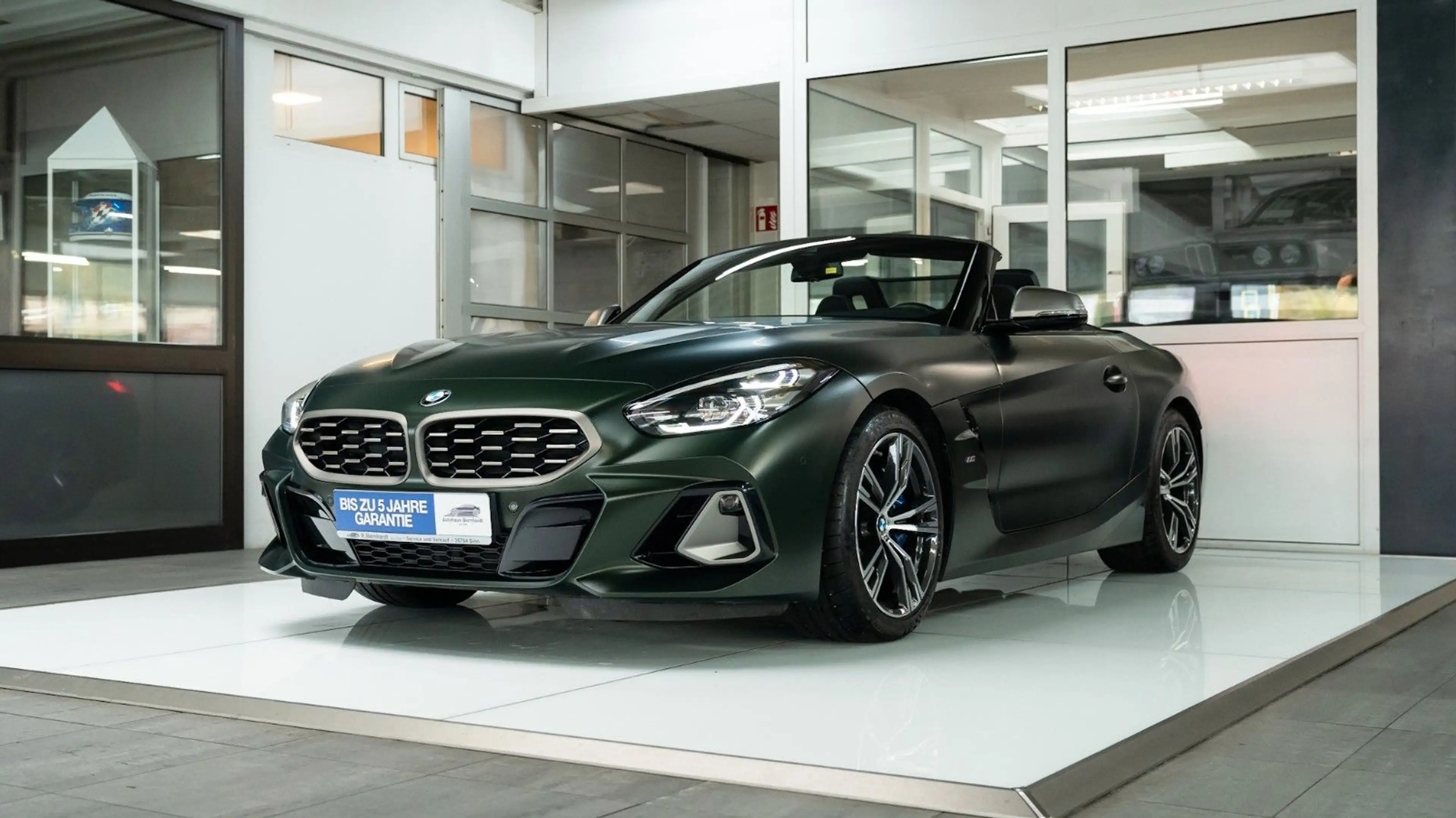BMW Z4 M40i IndivFrznGreen RFK HiFi LCPro AdapFW uvm — photo 10