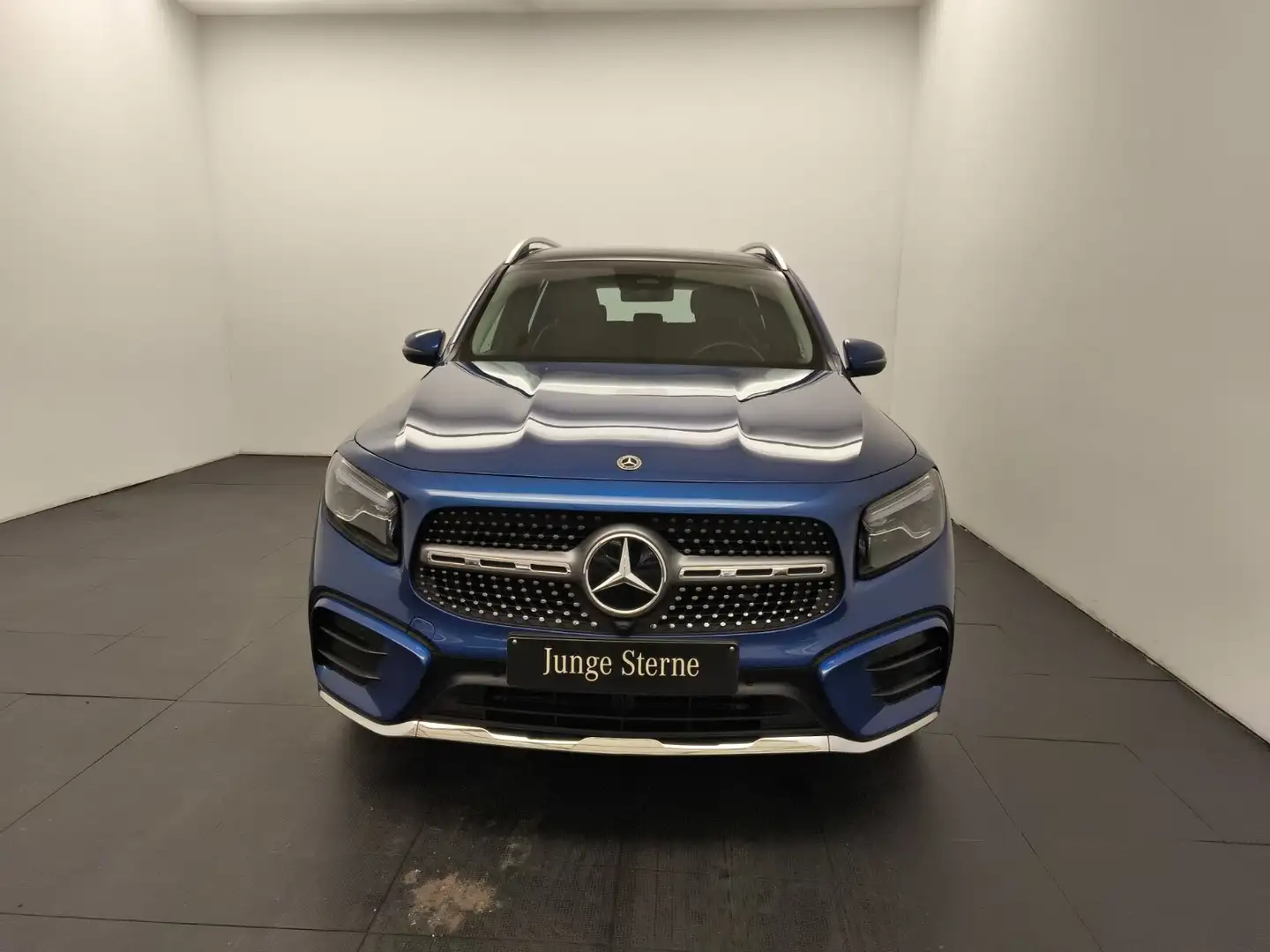 Mercedes-Benz GLB 200 GLB 200 d 4M AMG Premium Pano Distro Ambiente Navi Blau - 2