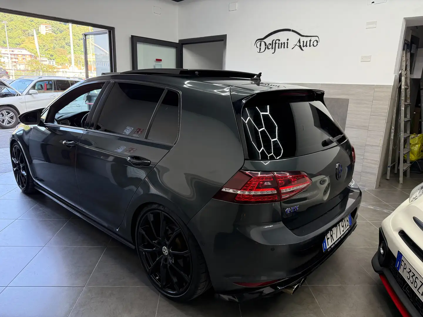 Volkswagen Golf GTE Grau - 2