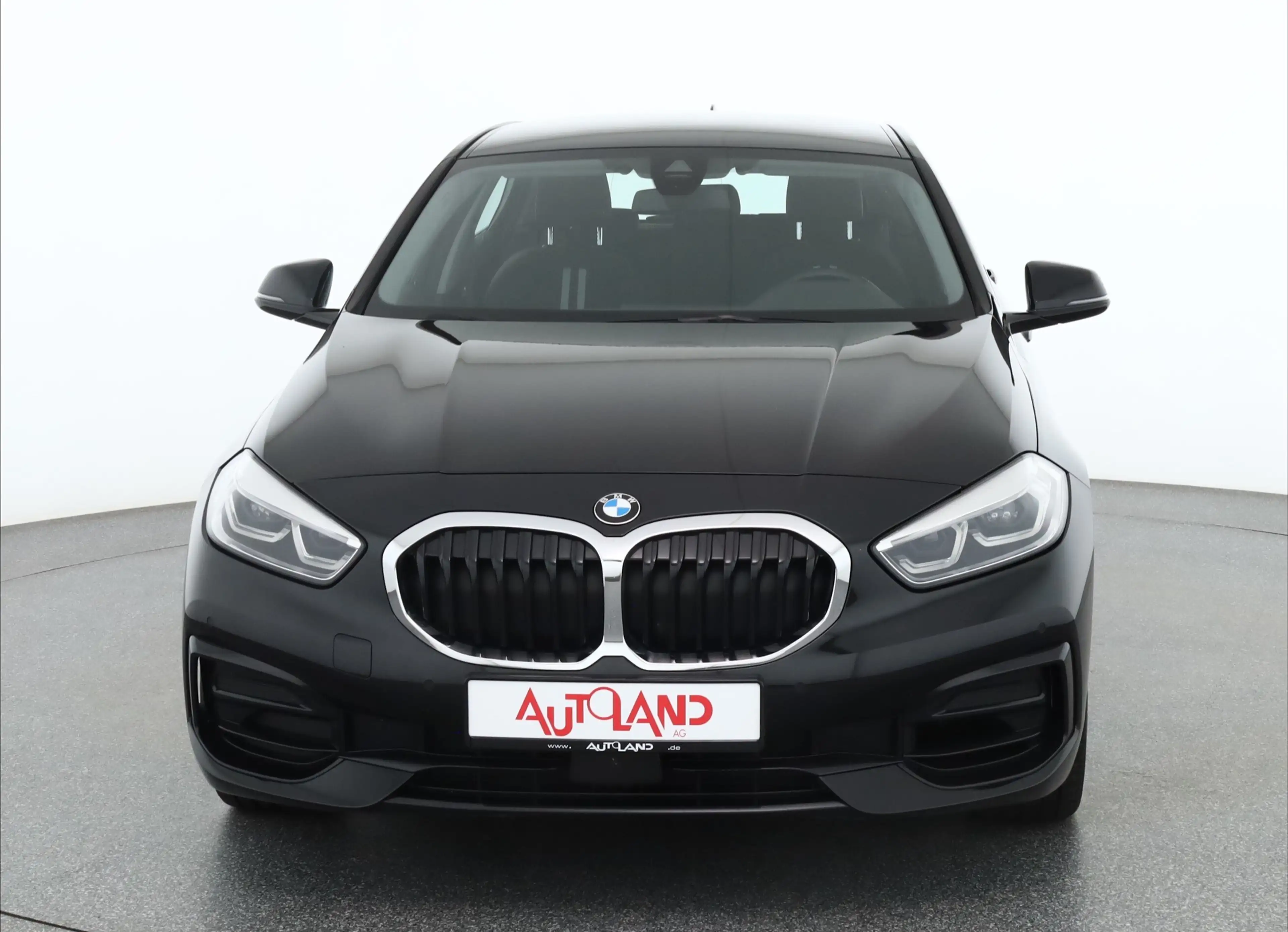BMW 120 120i Sportline LED Navi Teilleder AHK DAB PDC — photo 8