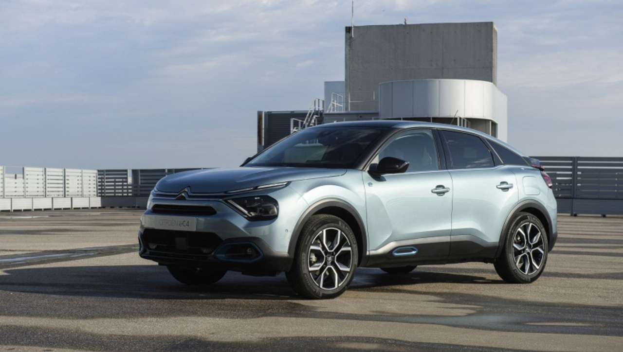 Citroen C4 X Hybrid 145 e-DCS6 Max