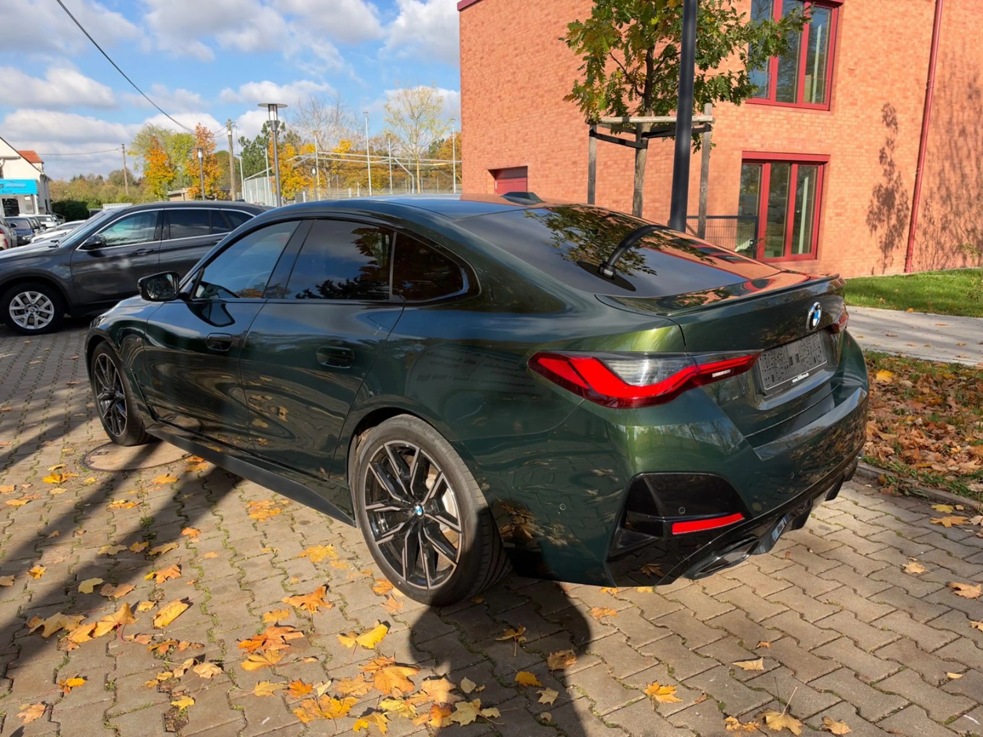 BMW M4 i GranCoupe*SchiebDach*Head Up*360°*ACC*H/K — photo 3