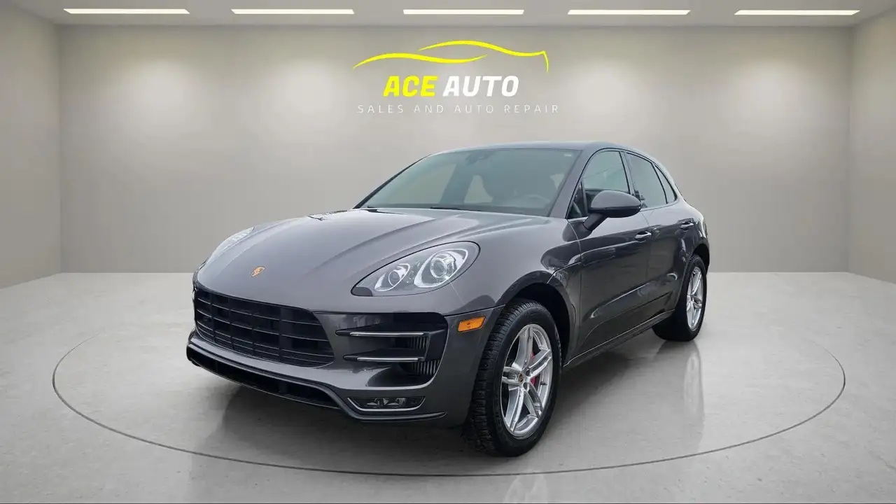2015 Porsche Macan