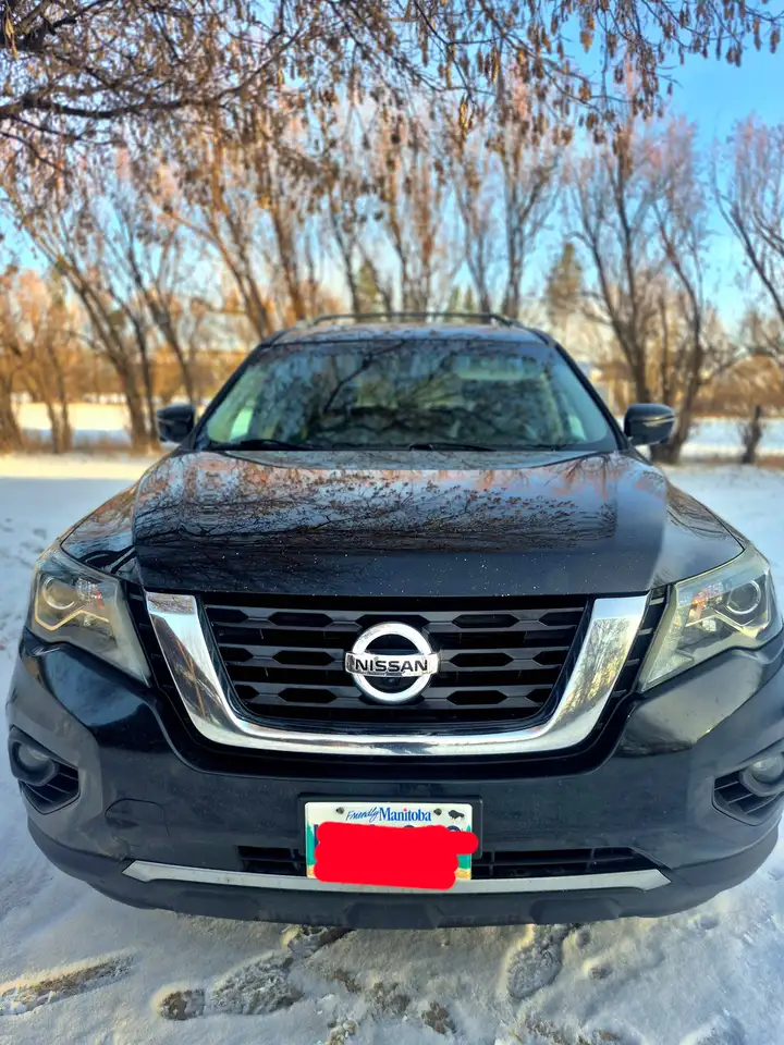 Nissan Pathfinder photo Nissan Pathfinder