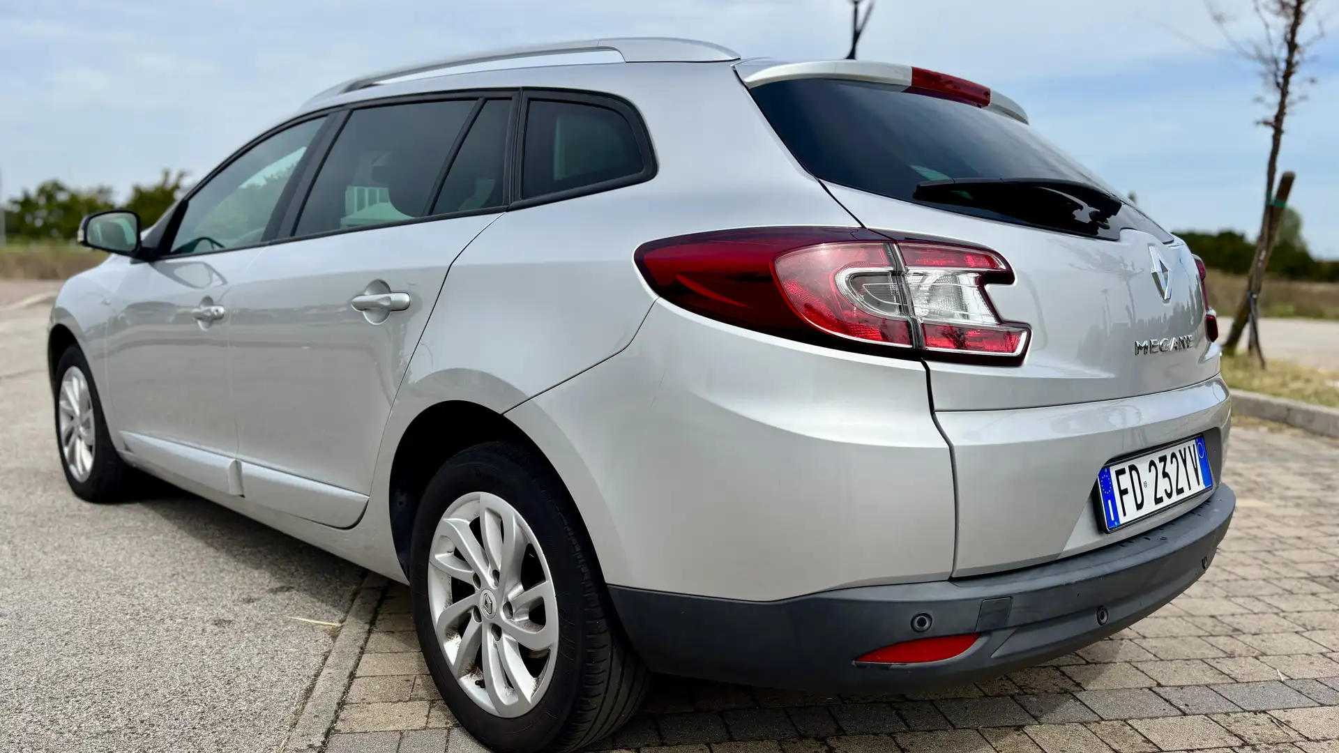 Renault Megane SporTour 1.5 dci Limited s&s esm 110cv - 2