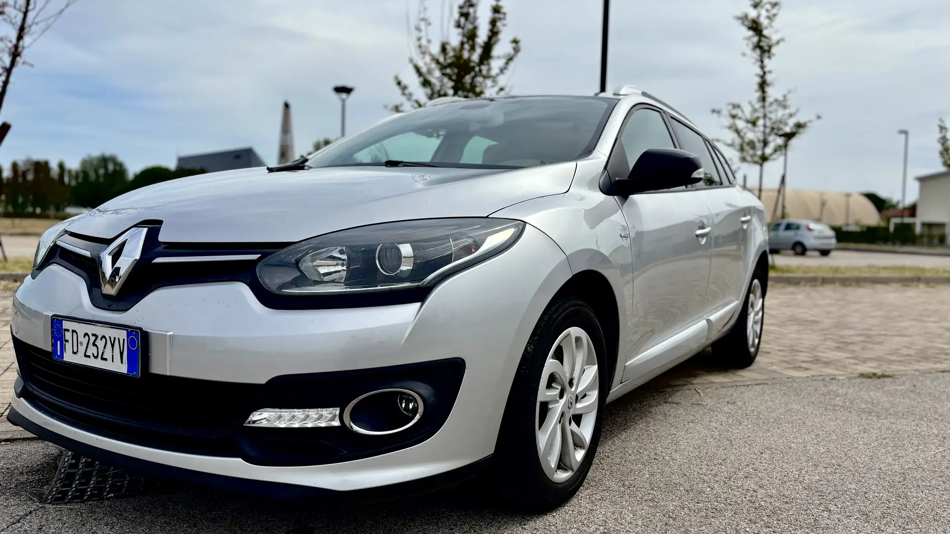 Renault Megane SporTour 1.5 dci Limited s&s esm 110cv - 1