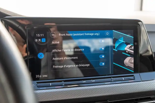 Volkswagen Golf view 20