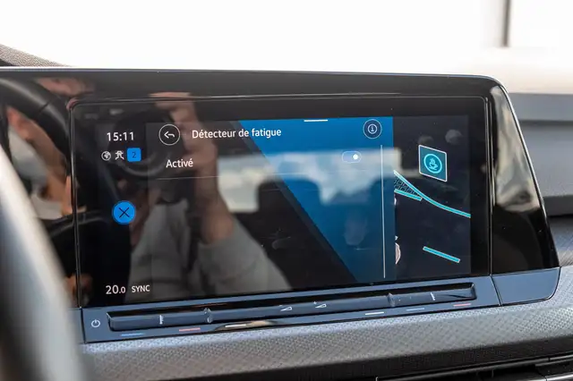 Volkswagen Golf view 23