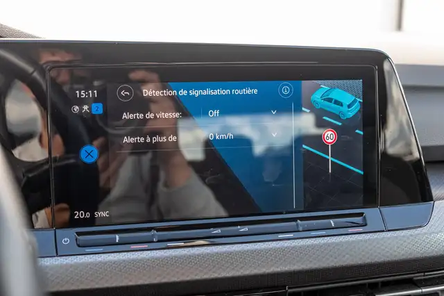 Volkswagen Golf view 21