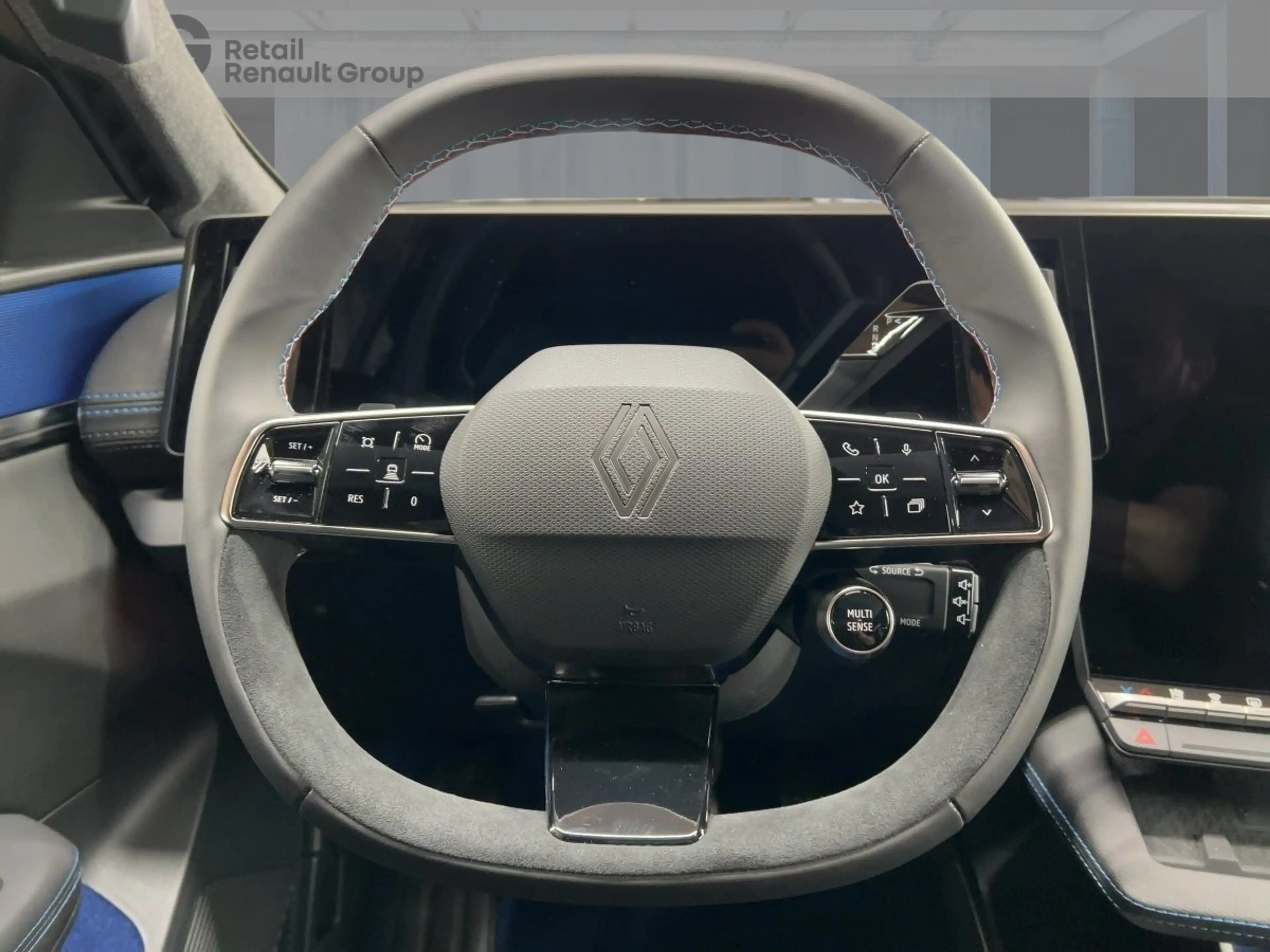 Renault Scenic 100% ele Esprit Alpine 220 Long Range — photo 11