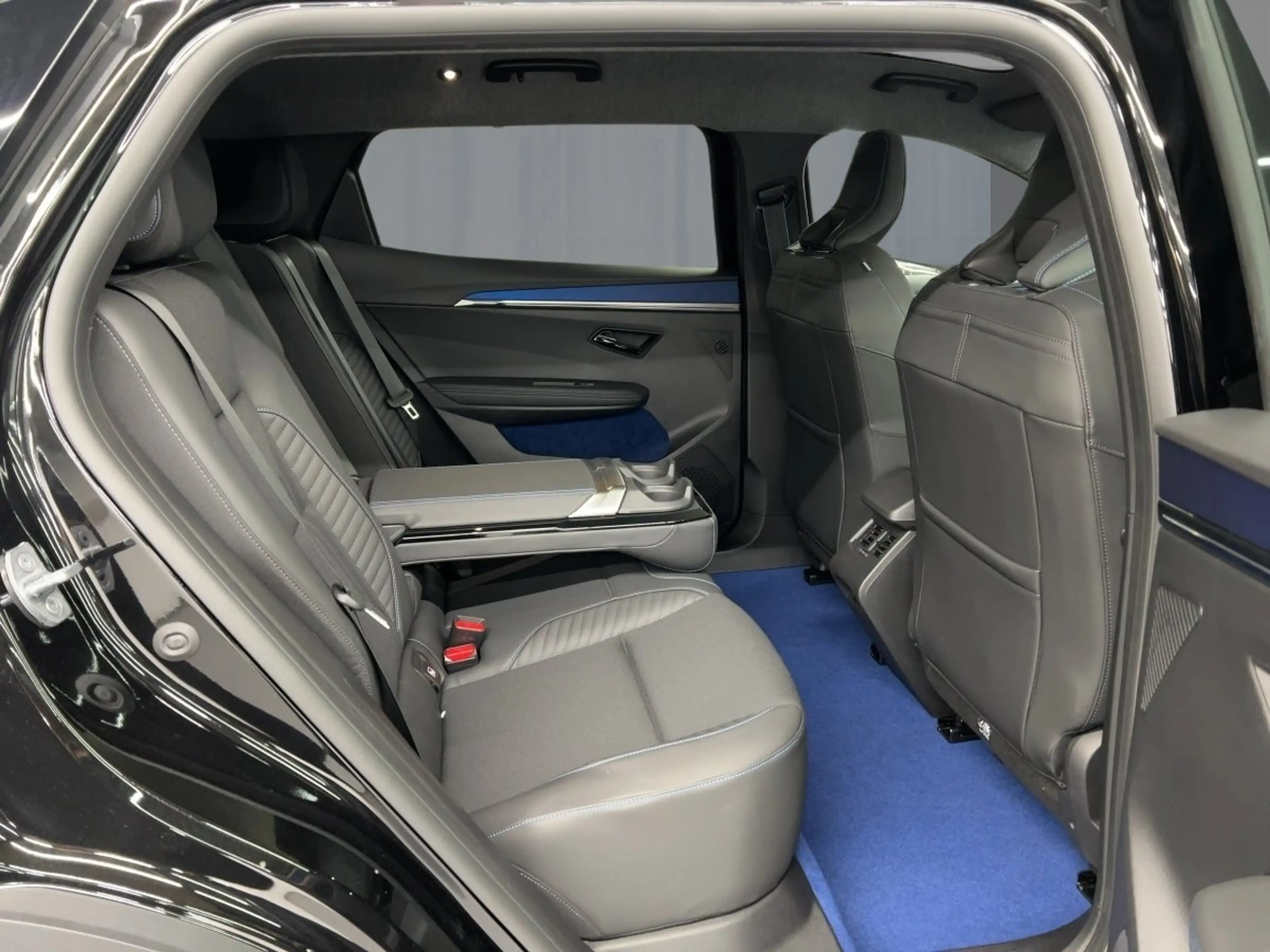 Renault Scenic 100% ele Esprit Alpine 220 Long Range — photo 9