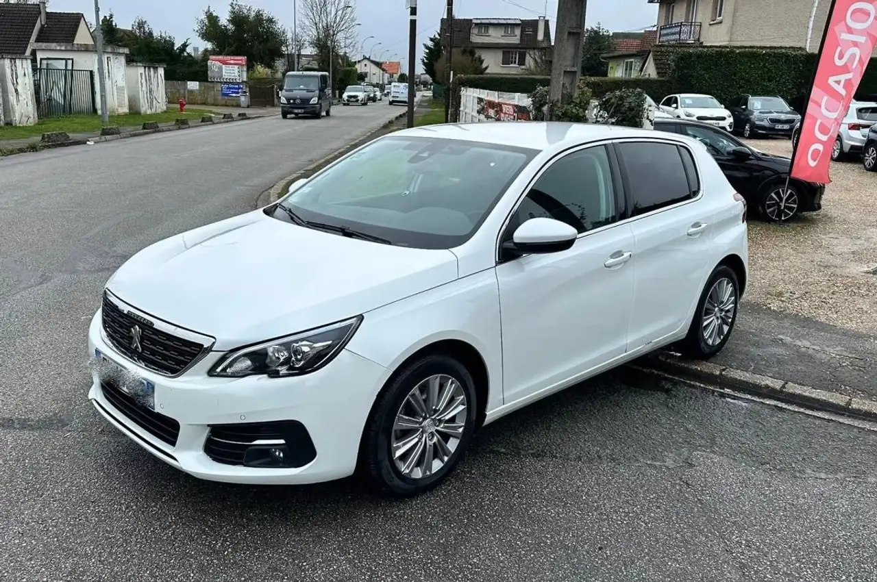 Peugeot 308 1.2 PT130 ALLURE EAT8 9159HT