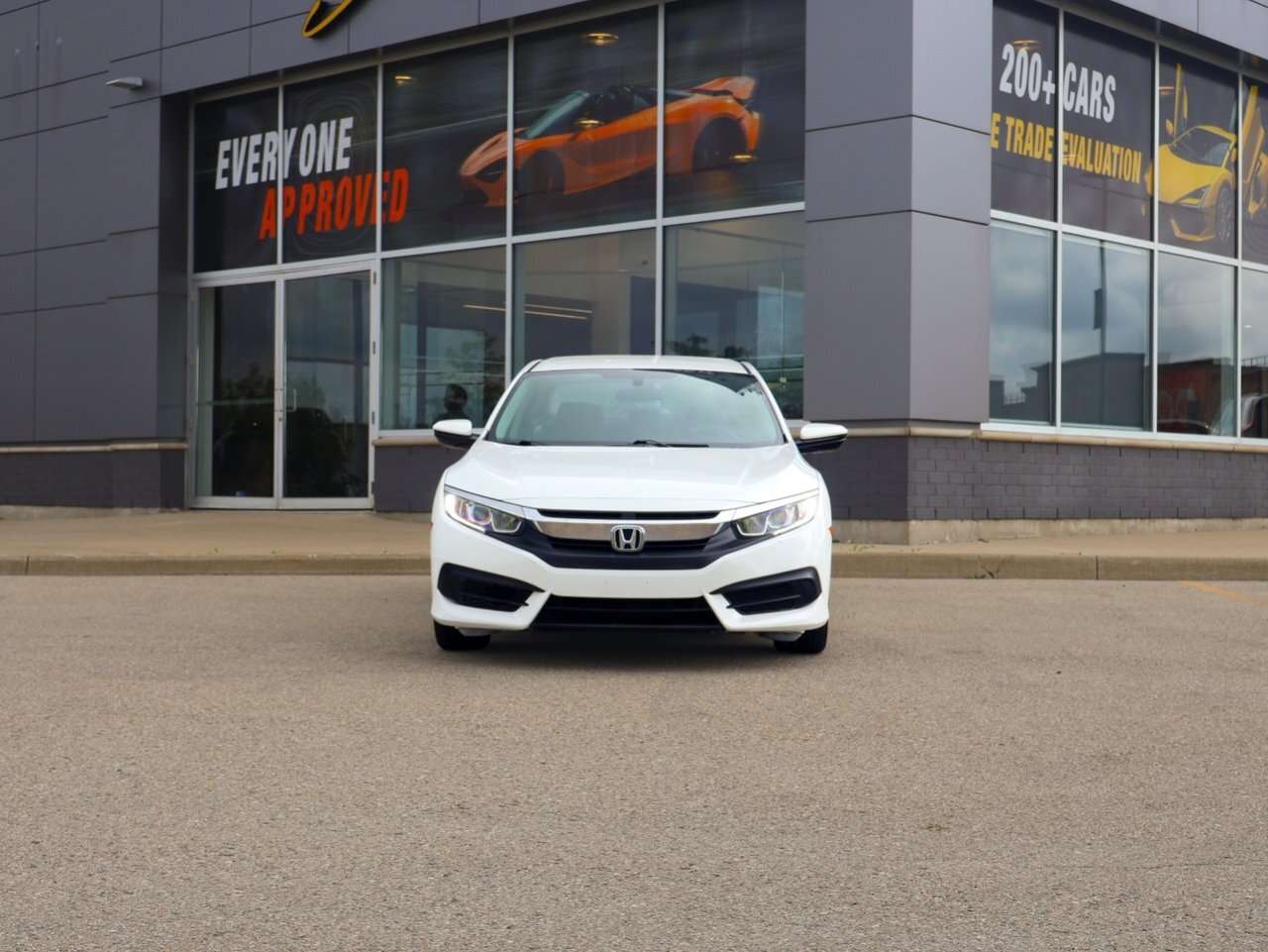 2016 Honda Civic LX — снимка 1