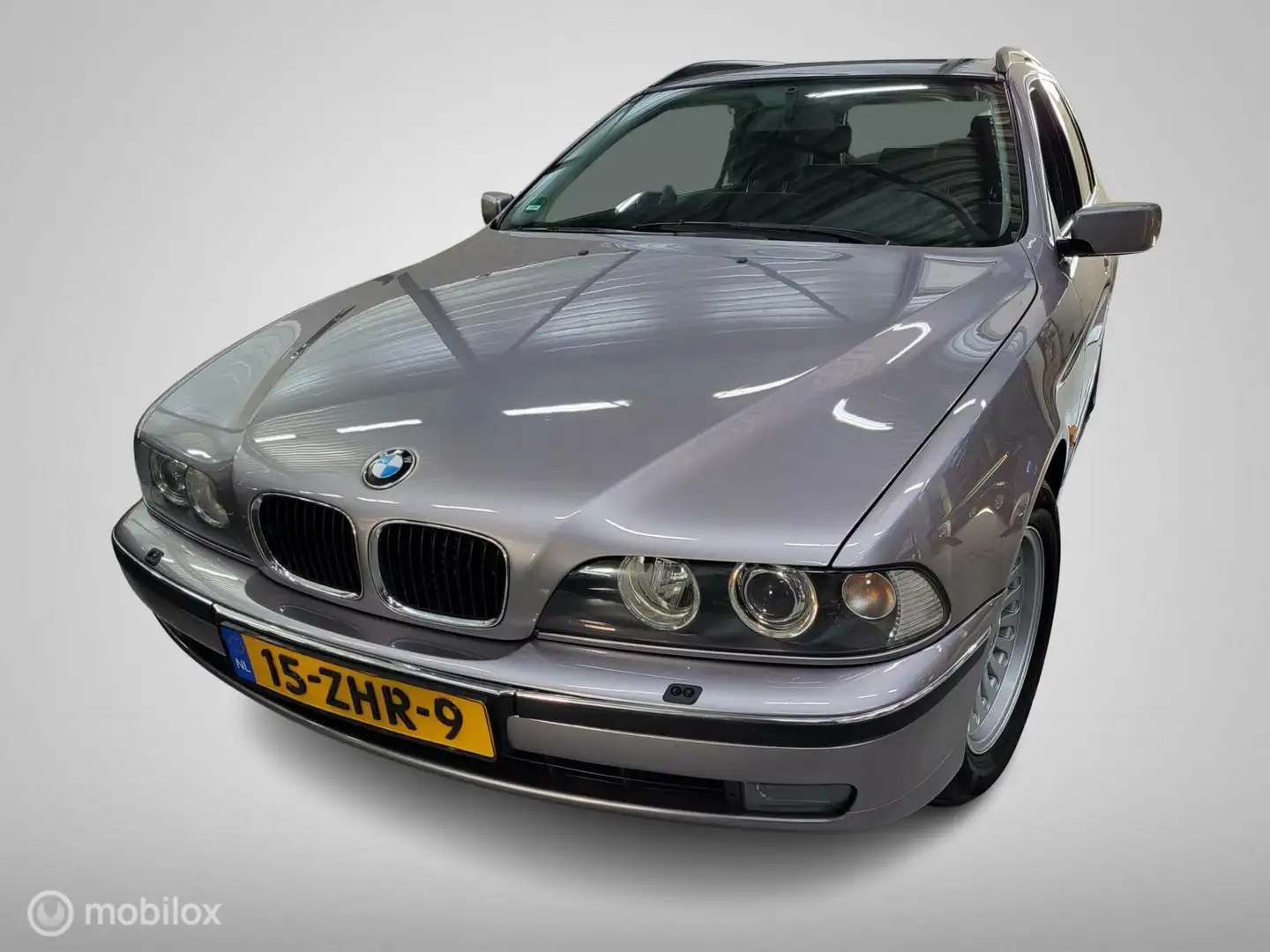 BMW 523 5-serie Touring 523i E39/Automaat/Zeer netjes/Youn Šedá - 1