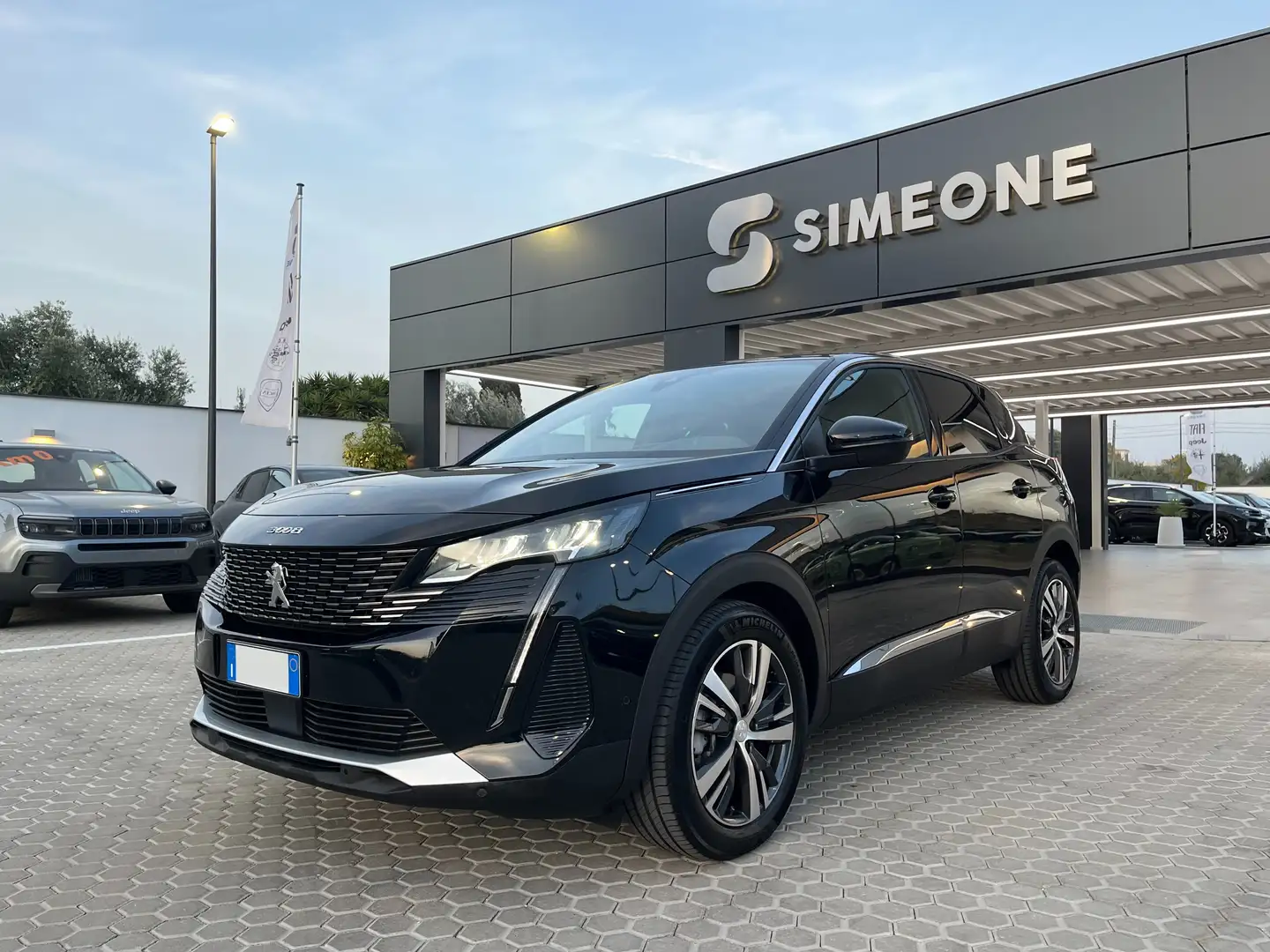 Peugeot 3008 3008 1.5 bluehdi Allure Pack EAT8 Automatic Noir - 1