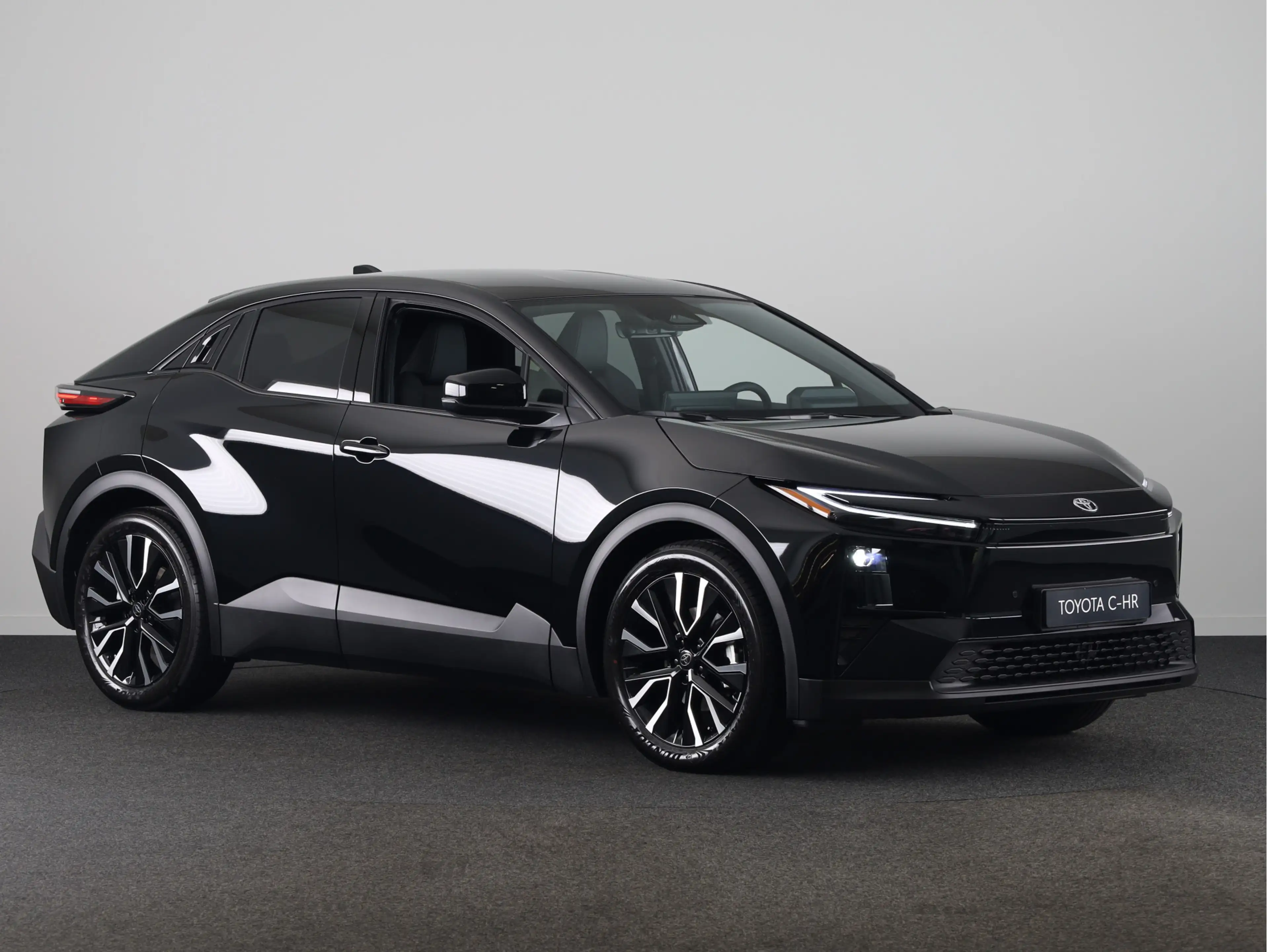 Toyota C-HR+ First Edition 77 kWh *NIEUW* | Uit voorraad leverb — photo 4