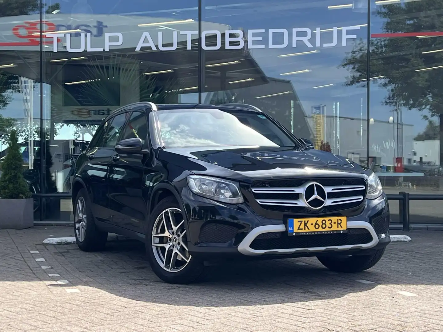 Mercedes-Benz GLC 250 d 4MATIC Prestige Topstaat gezien KM! Zwart - 2