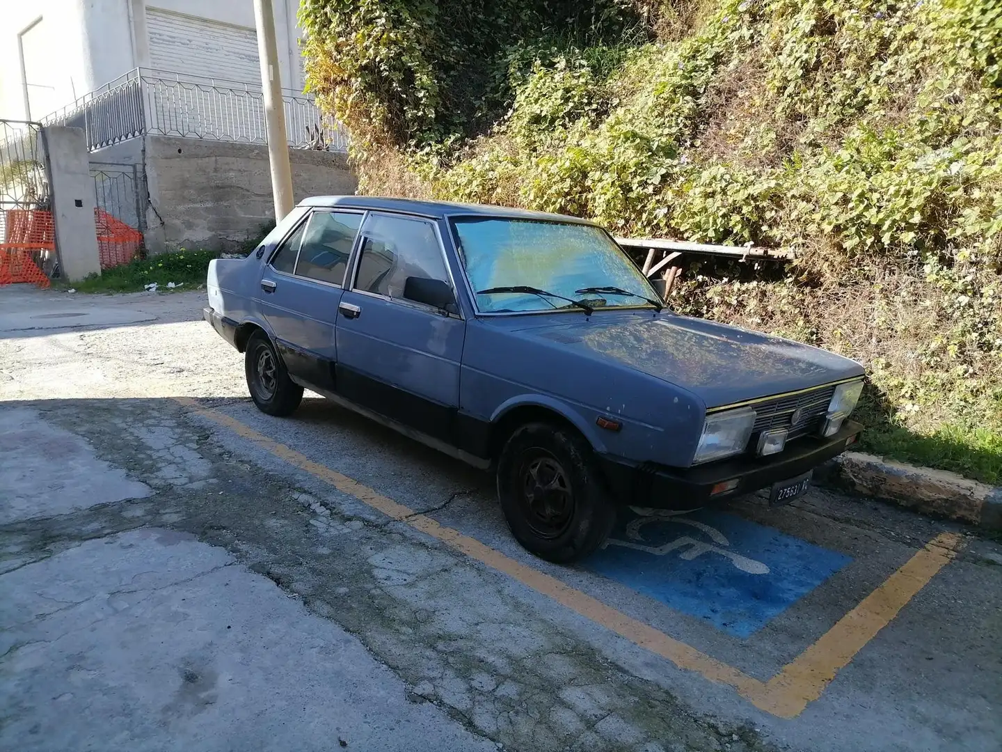 Fiat 131 4p 1.4 CL - 1