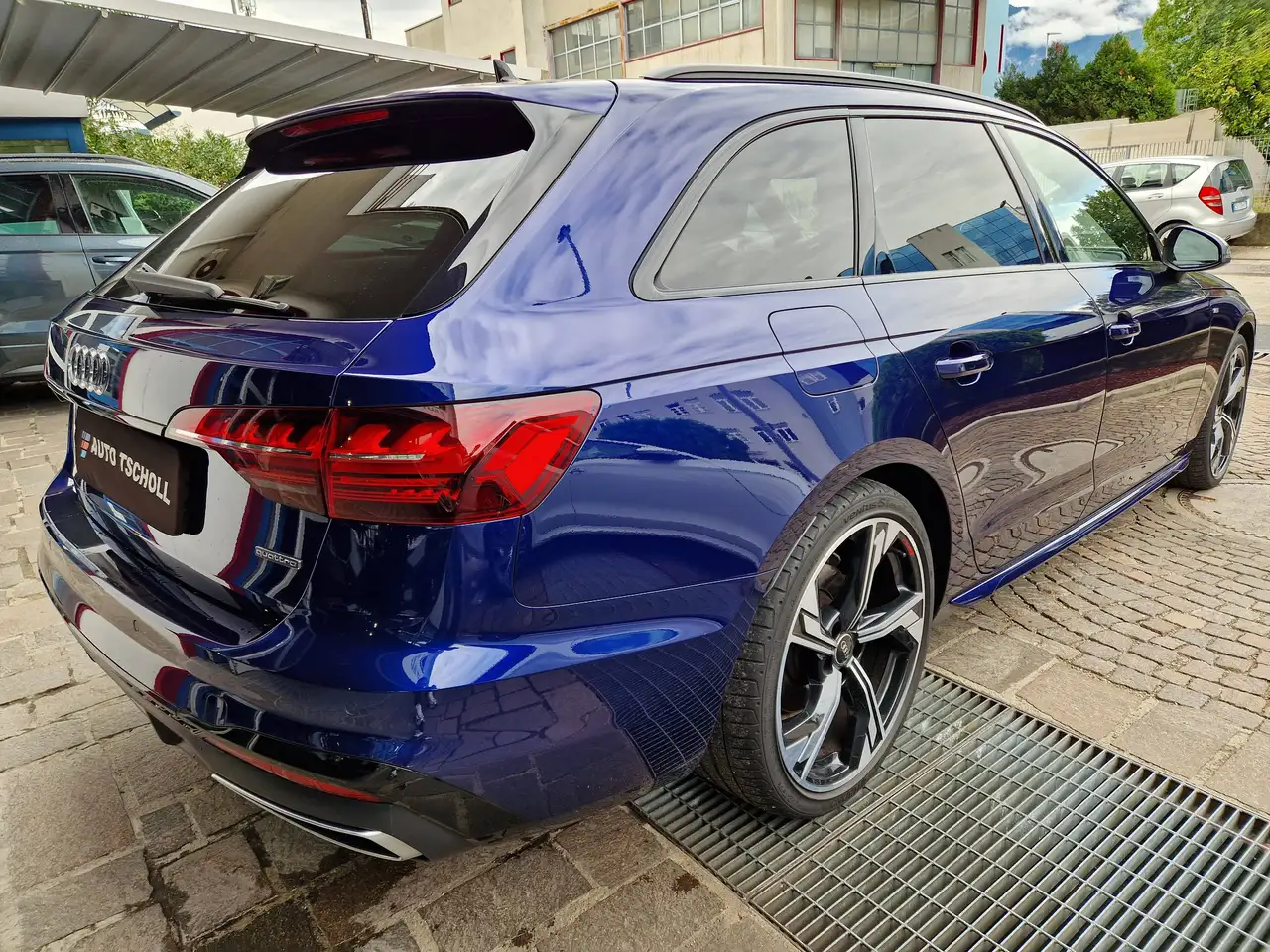 Audi A4 Avant. 2.0 Mild-Hybrid 40TDI quattro S line Matrix-LED S-tronic Head-Up 19" Navi DAB Euro6d, миниатюра 3