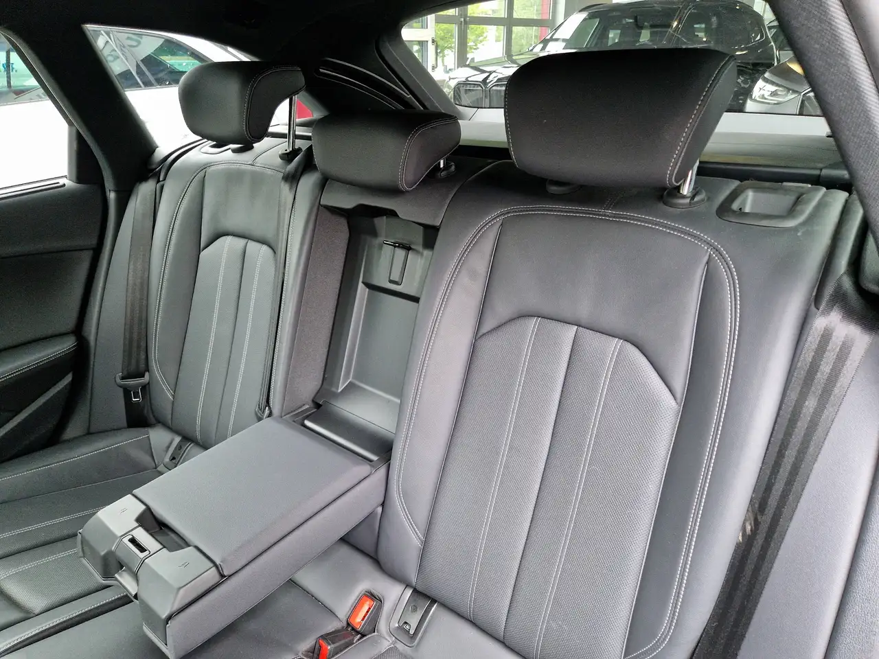 Audi A4 Avant. 2.0 Mild-Hybrid 40TDI quattro S line Matrix-LED S-tronic Head-Up 19" Navi DAB Euro6d, миниатюра 18