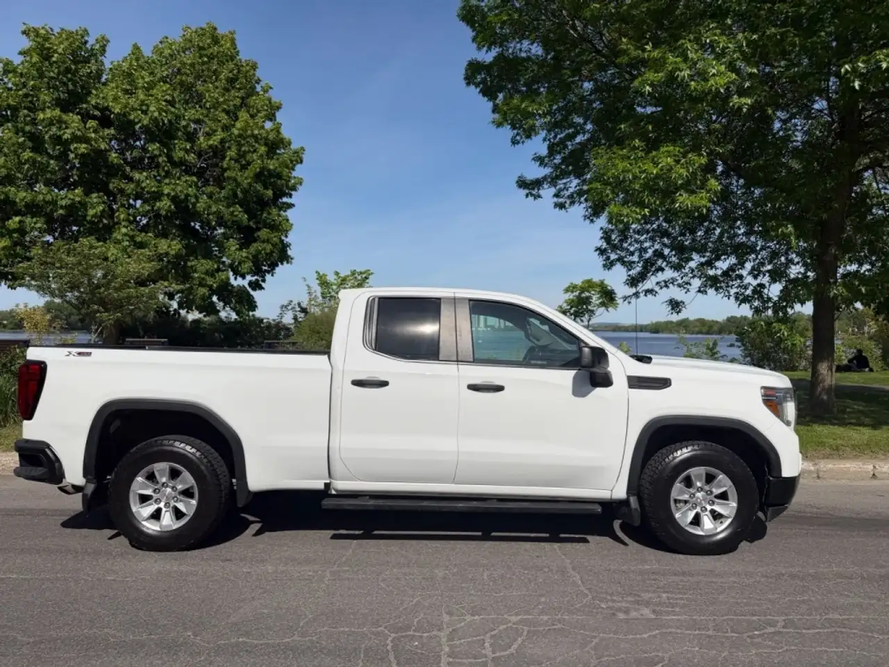 GMC Sierra 1500 снимка GMC Sierra 1500