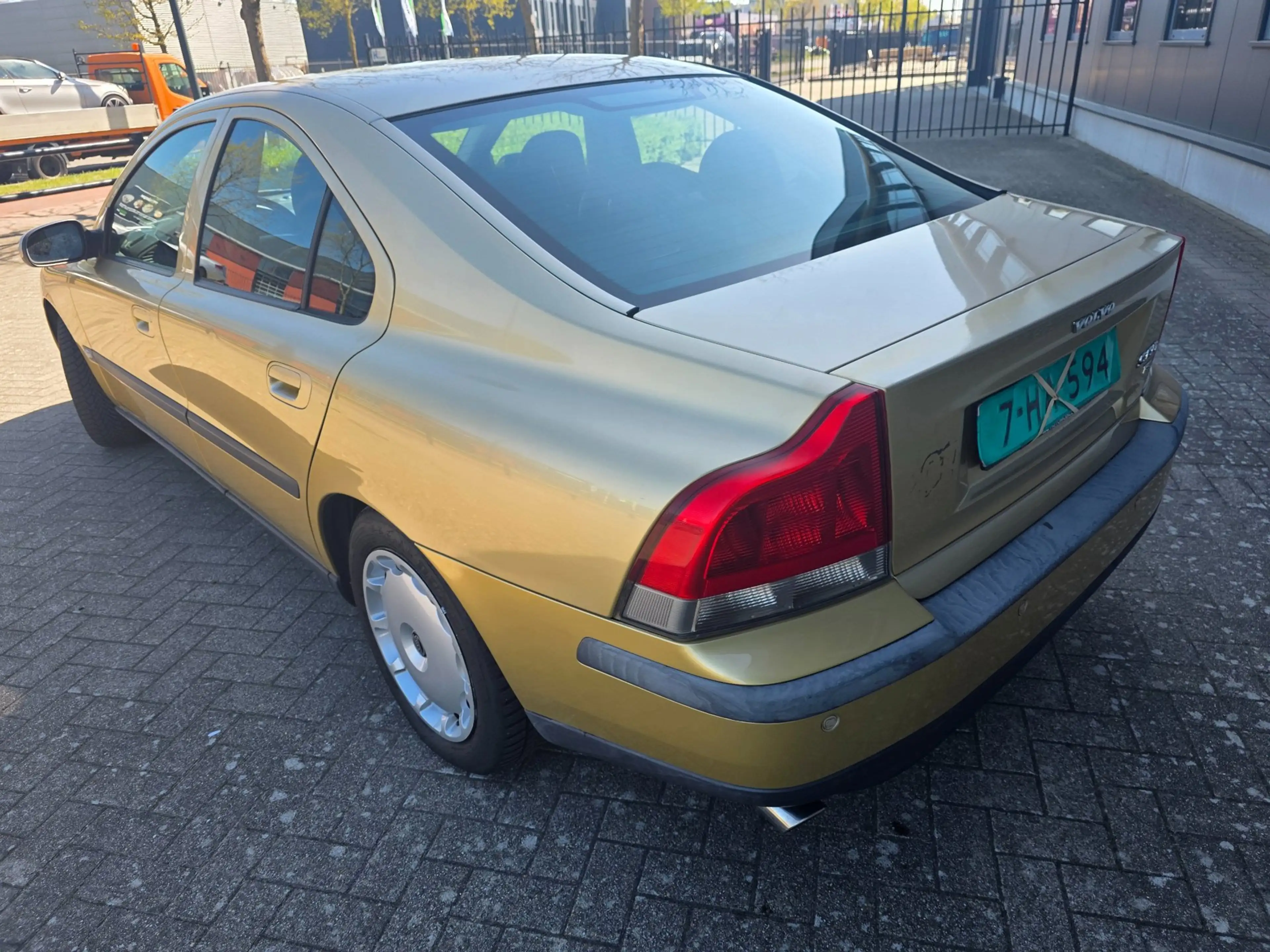 Volvo S60 2.3 T-5, AUTOMAAT, netto €4999, 4ver Youngtimer, b — photo 11