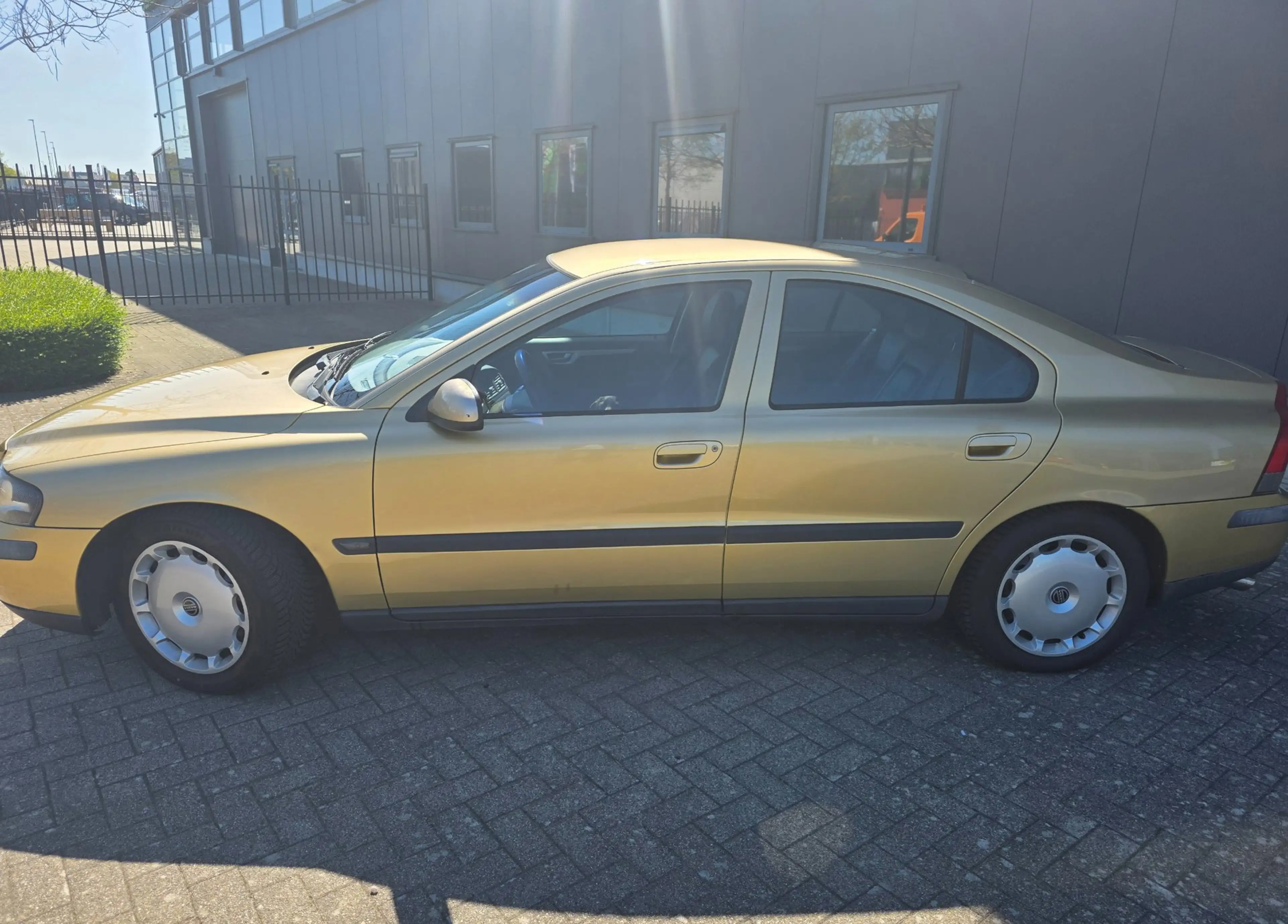 Volvo S60 2.3 T-5, AUTOMAAT, netto €4999, 4ver Youngtimer, b — photo 10