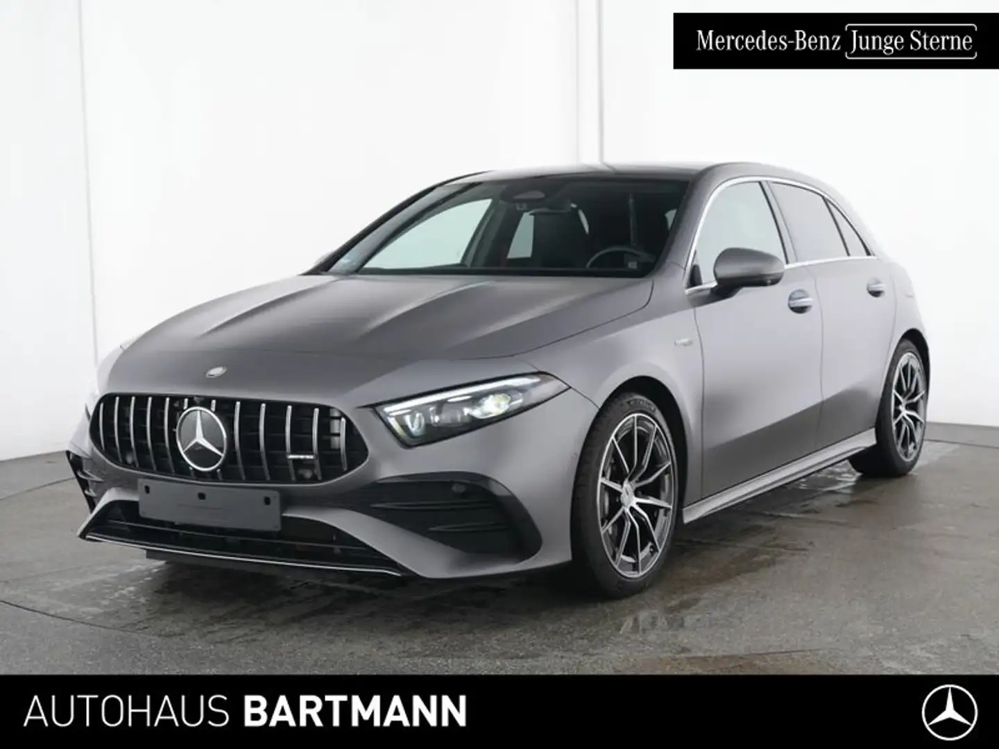 Mercedes-Benz A 35 AMG A 35 AMG 4M MULTIBEAM+SOUND DISTRO+PANO+MEMORY+ Grau - 1