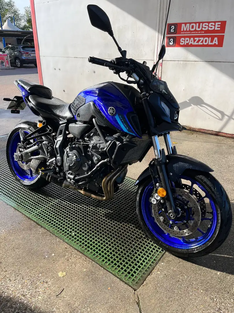 Yamaha MT-07 - 2