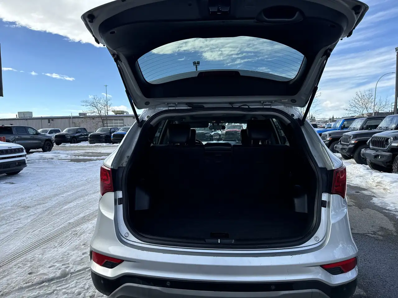 Hyundai SANTA FE снимка Hyundai SANTA FE