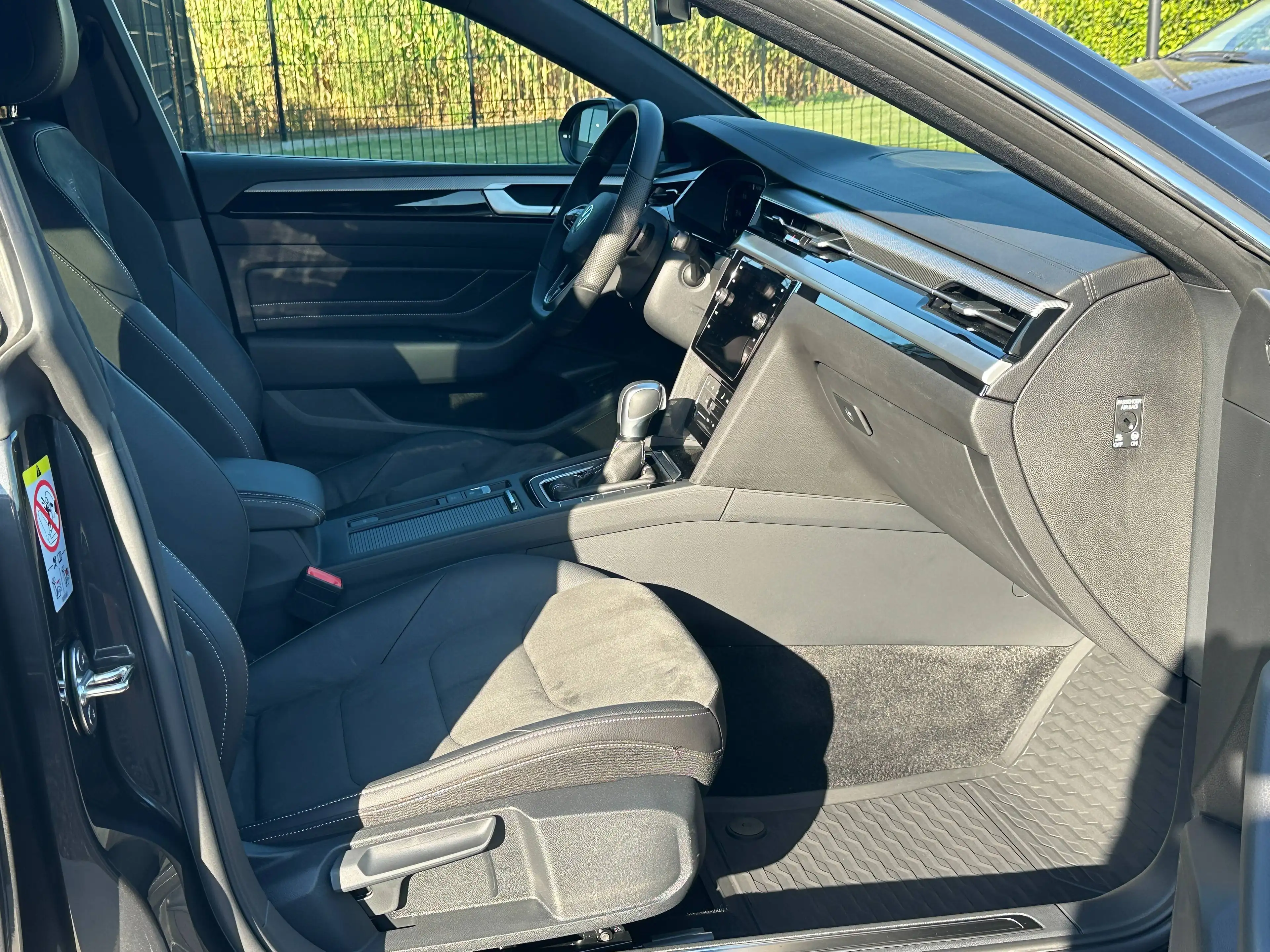 Volkswagen Arteon Shooting Brake eHybrid 1.4TSi R-Line DSG — photo 14