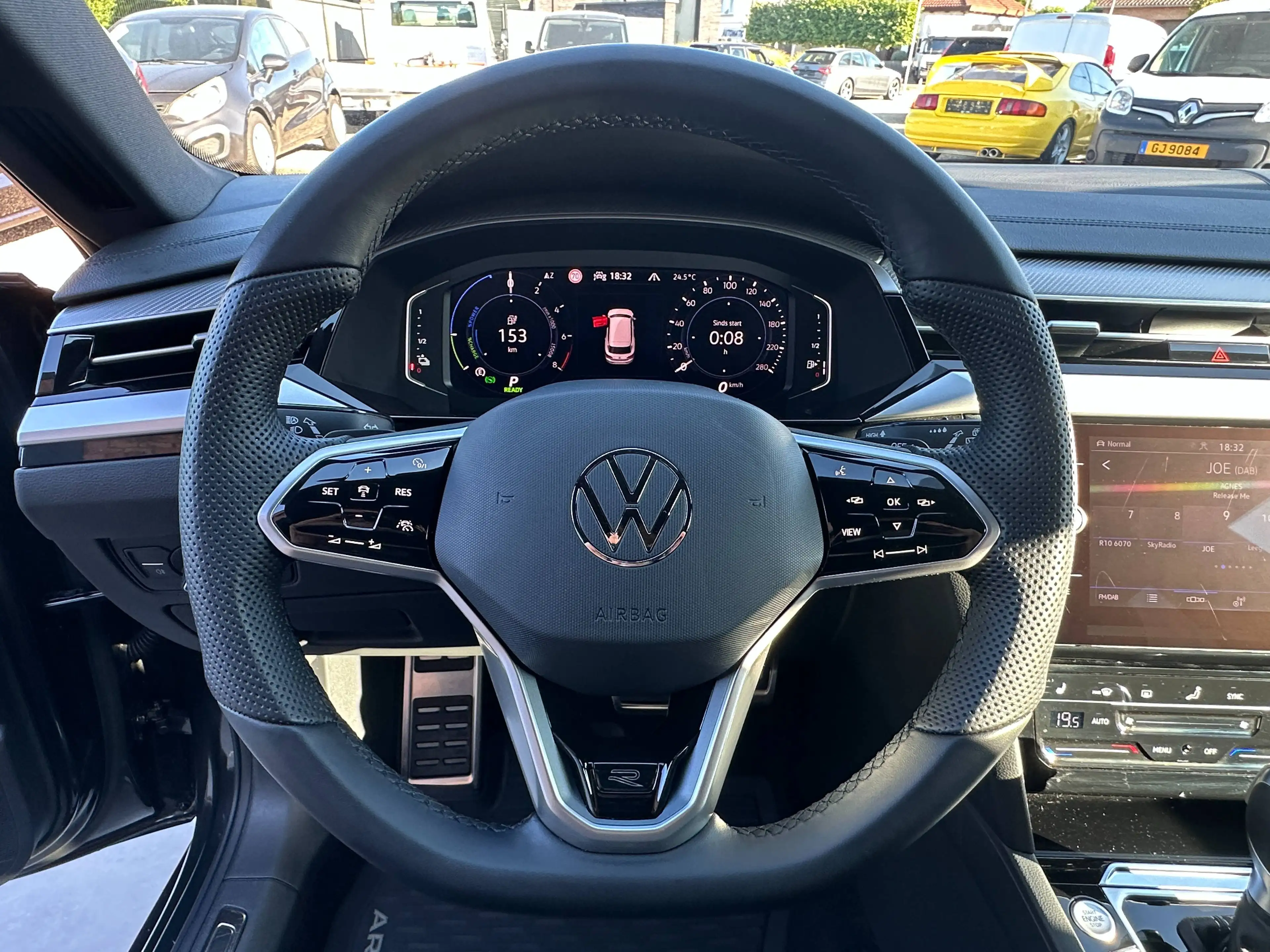 Volkswagen Arteon Shooting Brake eHybrid 1.4TSi R-Line DSG — photo 12