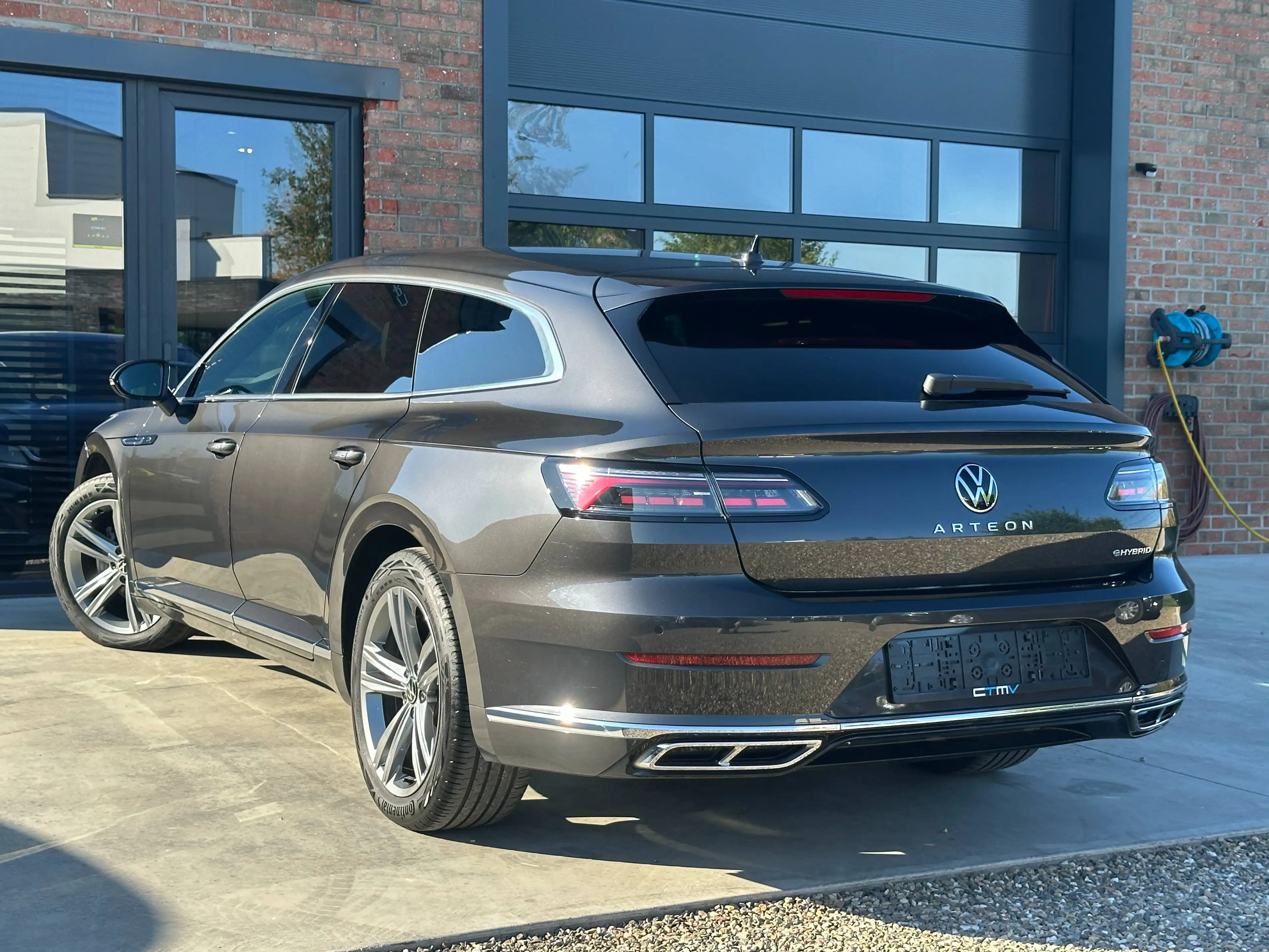 Volkswagen Arteon Shooting Brake eHybrid 1.4TSi R-Line DSG — photo 6