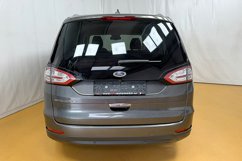 Ford Galaxy 2,0 EcoBlue SCR Titanium Aut. — photo 11